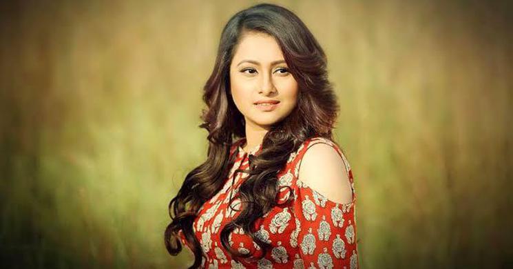 ভক্তদের সফলতার সূত্র শেখালেন চিত্রনায়িকা পূর্ণিমা