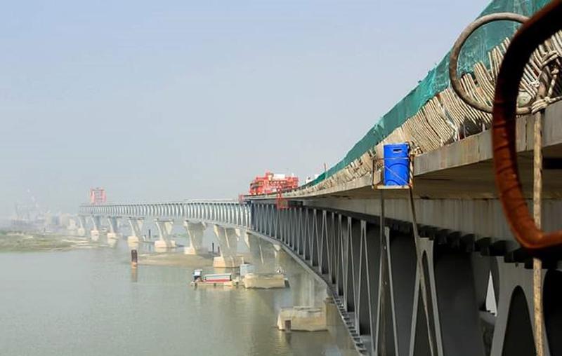 এস আকৃতির পদ্মা সেতু
