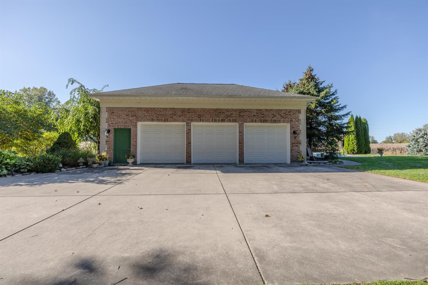 3471 N Karen Kourt, LaPorte, IN 46350; Image #11