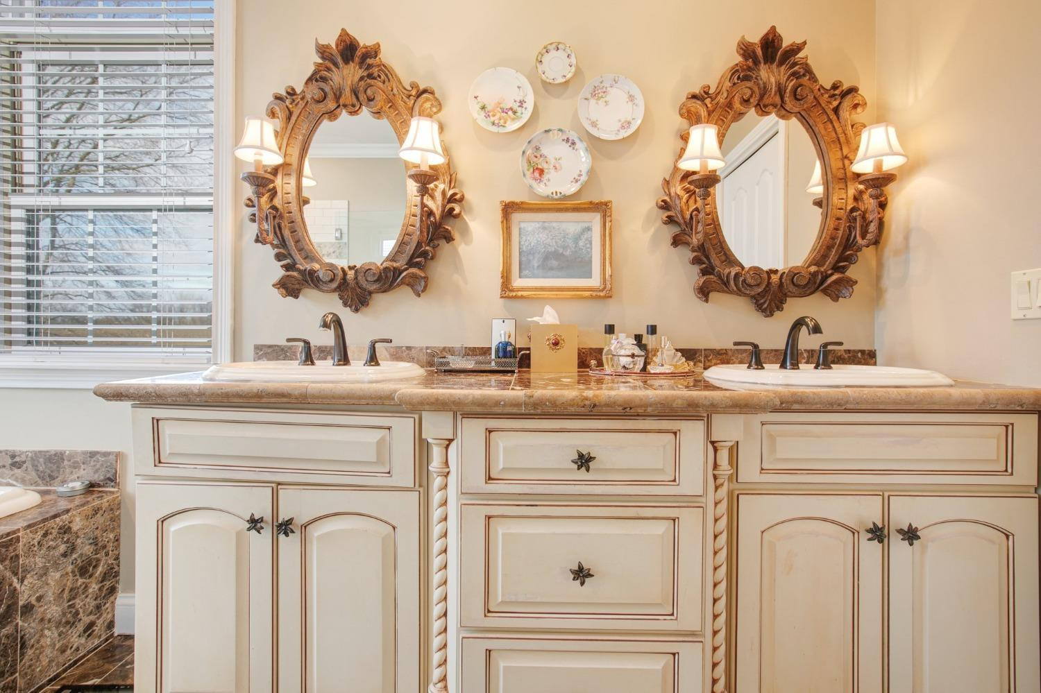 3471 N Karen Kourt, LaPorte, IN 46350; Image #43