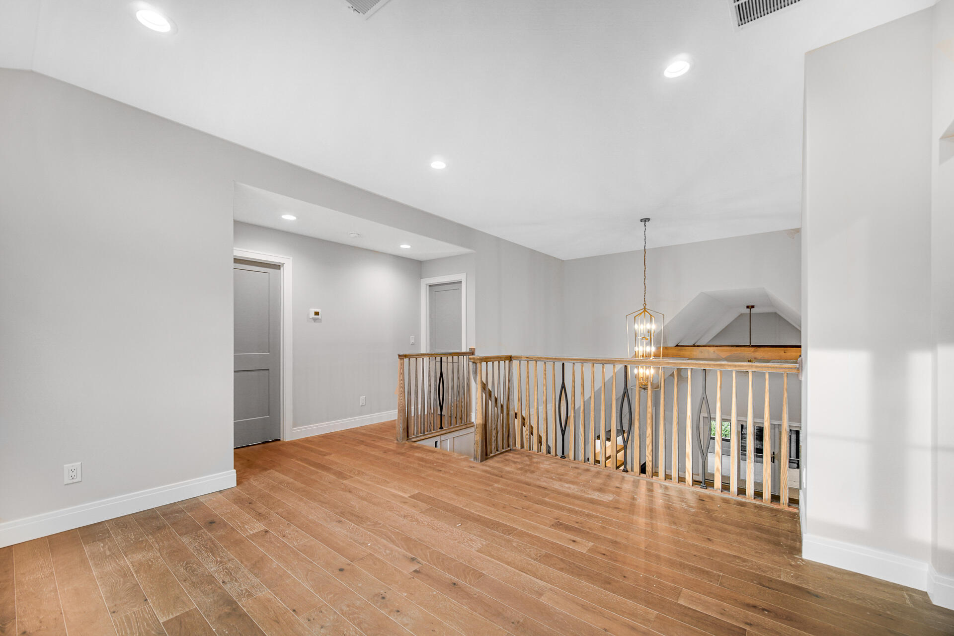 194 N Cricket Knoll Court, Valparaiso, IN 46385; Image #32