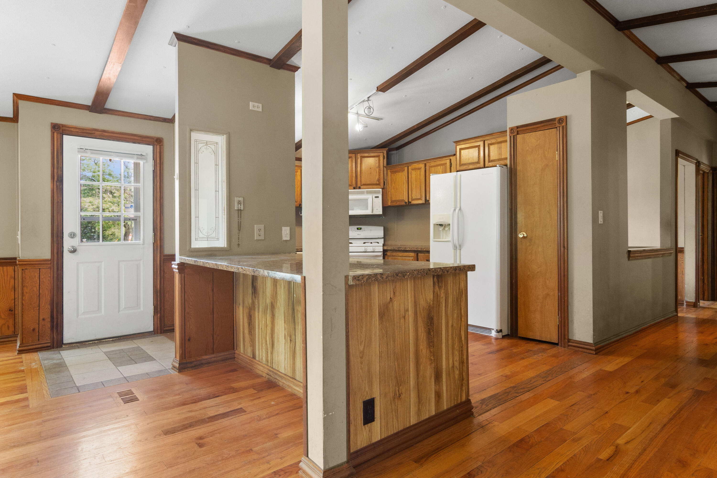 23102 Pierce Street, Shelby, IN 46377; Image #12