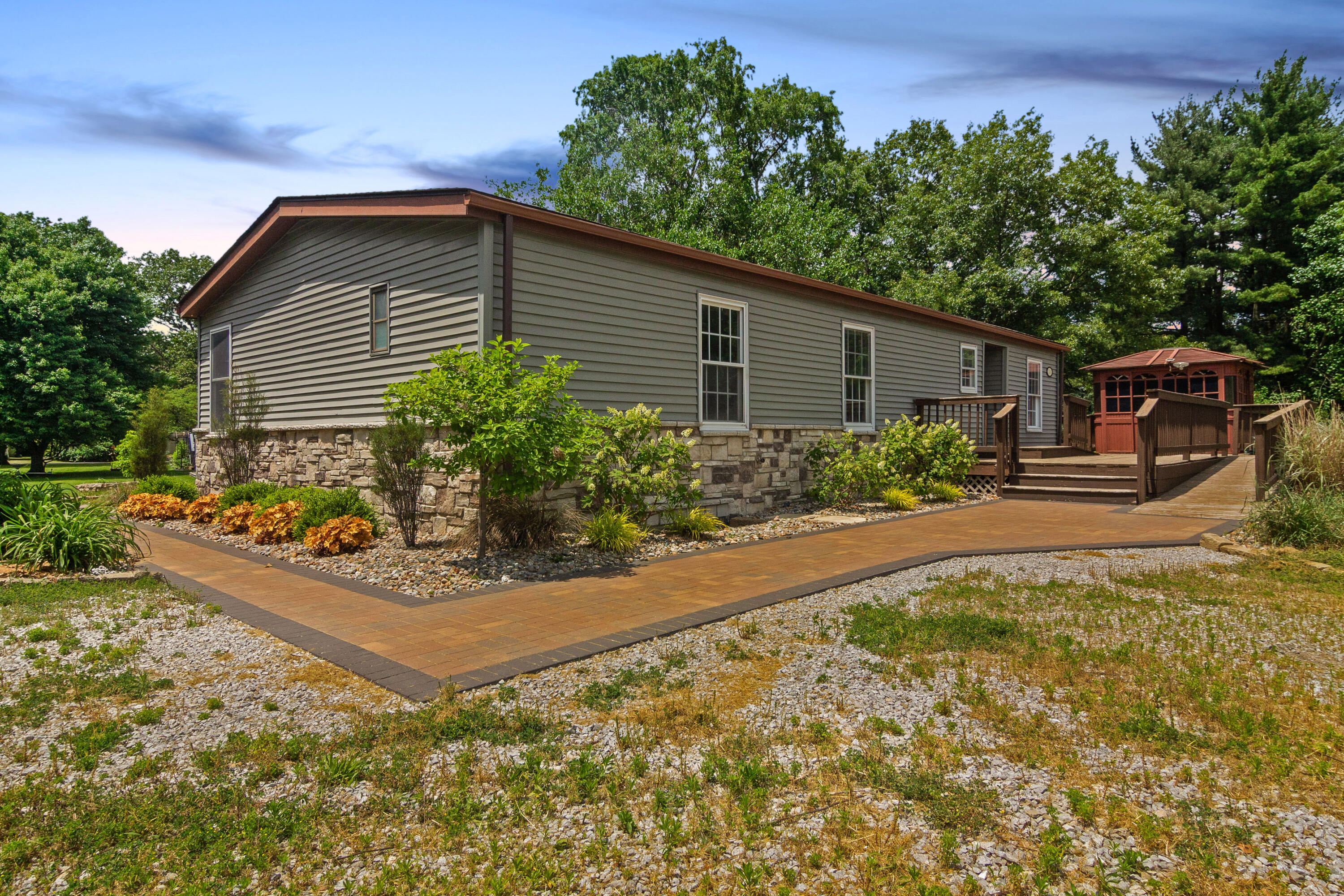 23102 Pierce Street, Shelby, IN 46377; Image #2