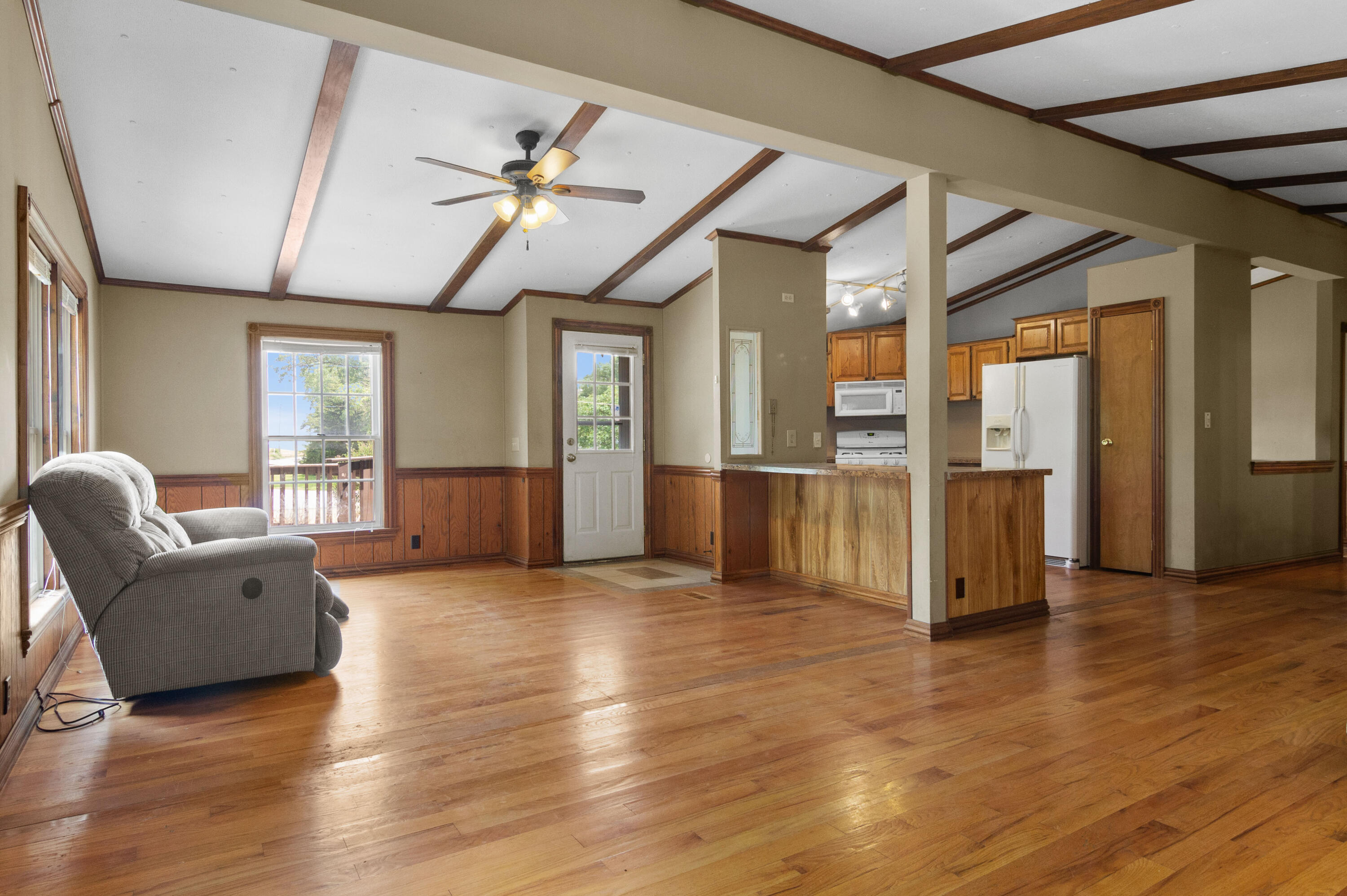 23102 Pierce Street, Shelby, IN 46377; Image #4
