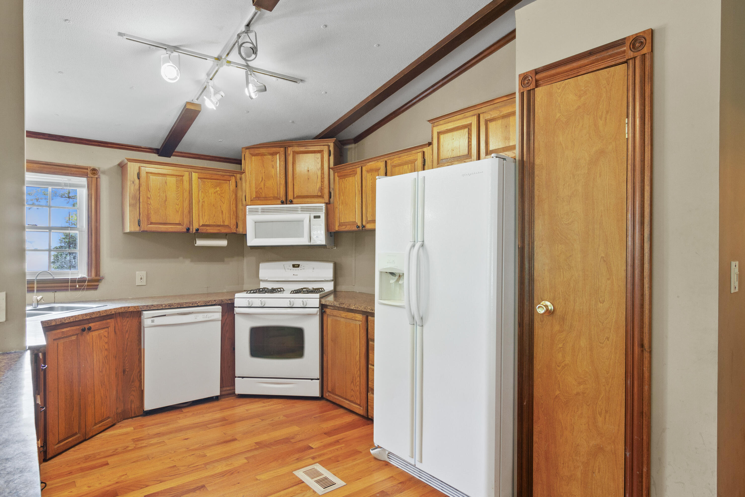 23102 Pierce Street, Shelby, IN 46377; Image #8