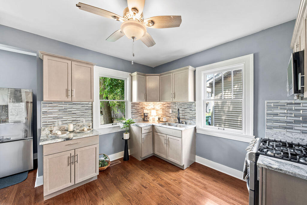 107 Lincolnway, La Porte, IN 46350; Image #19