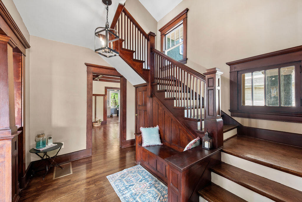 107 Lincolnway, La Porte, IN 46350; Image #8