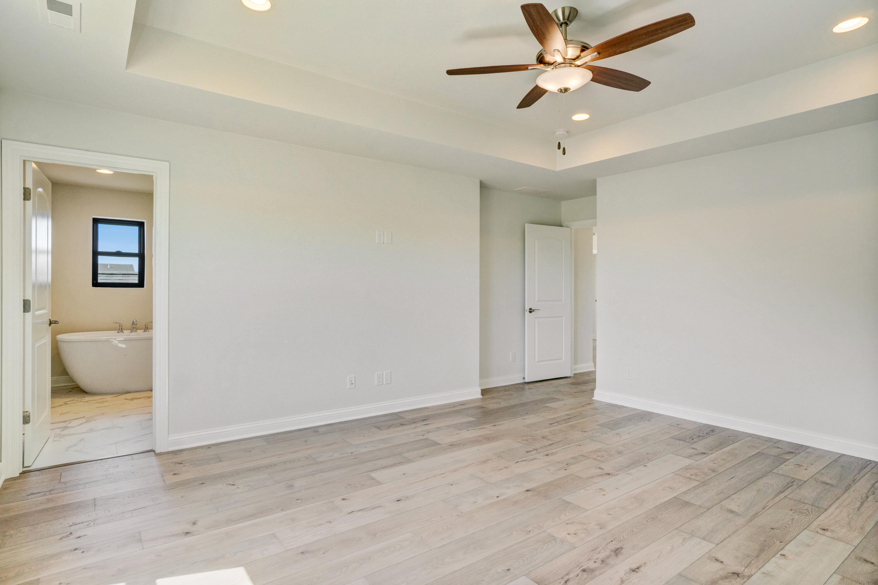 1660 Forest Ridge Drive, Valparaiso, IN 46385; Image #17