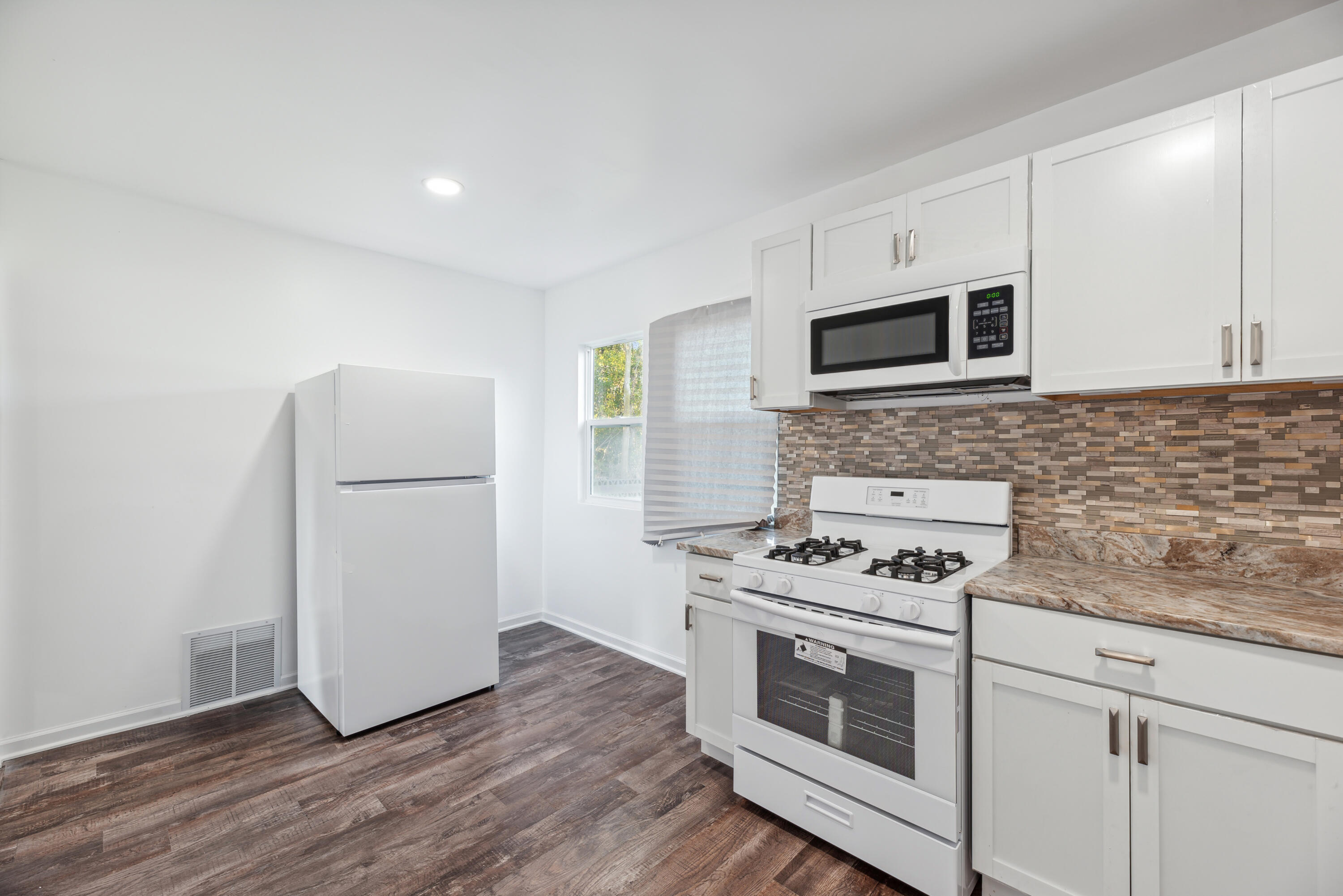 1122 Bigger Street, Gary, IN 46404; Image #9