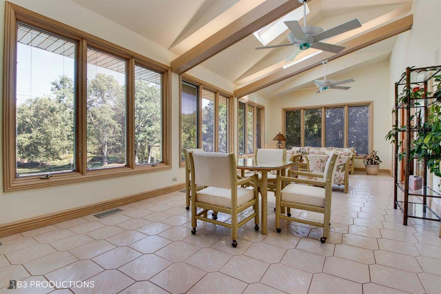 71 N 500 W, Valparaiso, IN 46385; Image #20