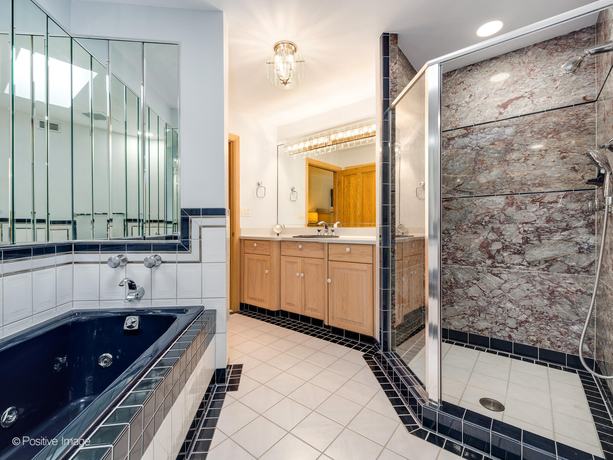 71 N 500 W, Valparaiso, IN 46385; Image #34