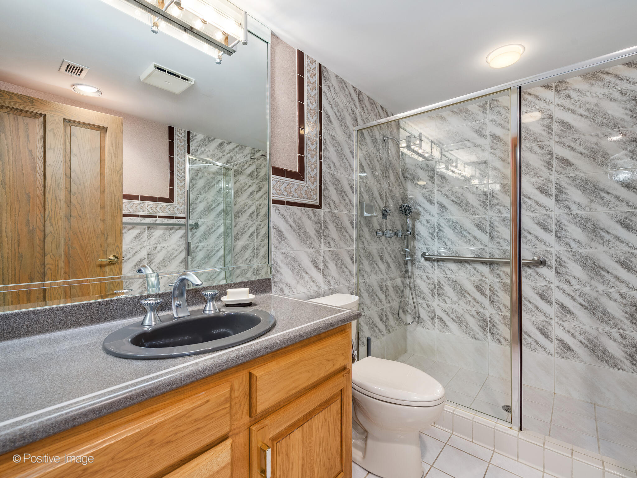 71 N 500 W, Valparaiso, IN 46385; Image #40