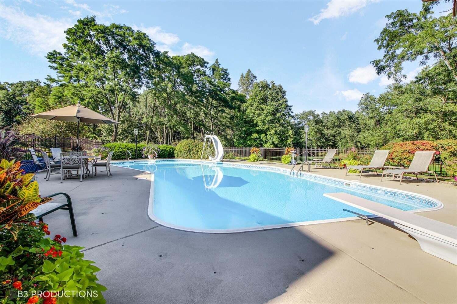 71 N 500 W, Valparaiso, IN 46385; Image #44