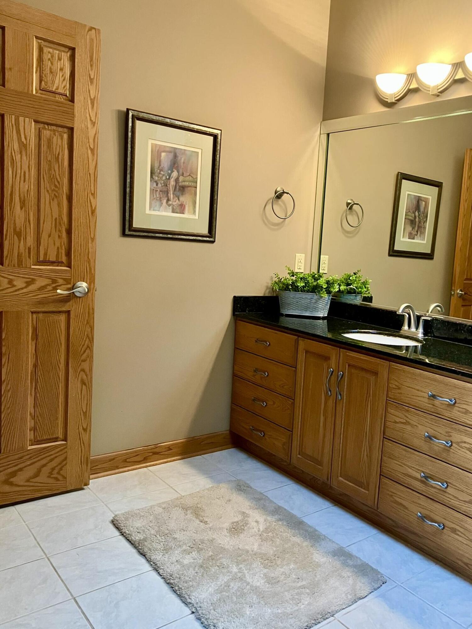 1837 Cherrywood Lane, Munster, IN 46321; Image #33
