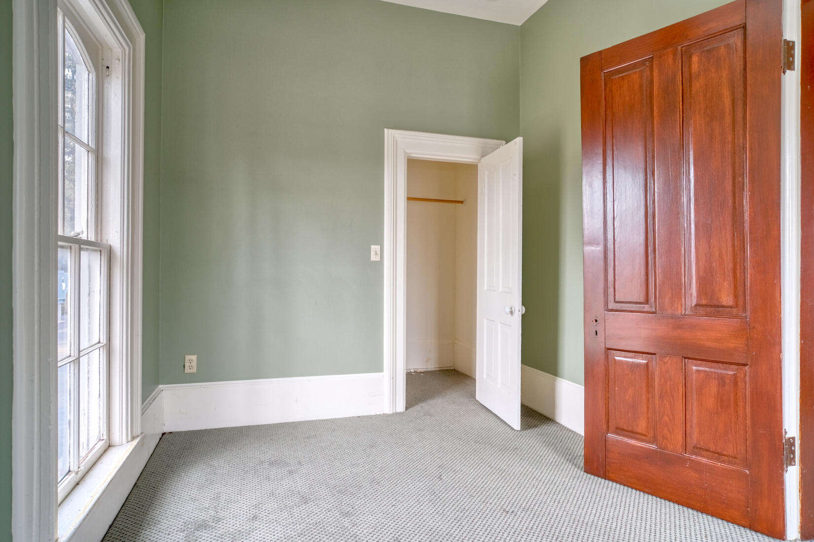 427 E Commercial Avenue, Lowell, IN 46356; Image #20