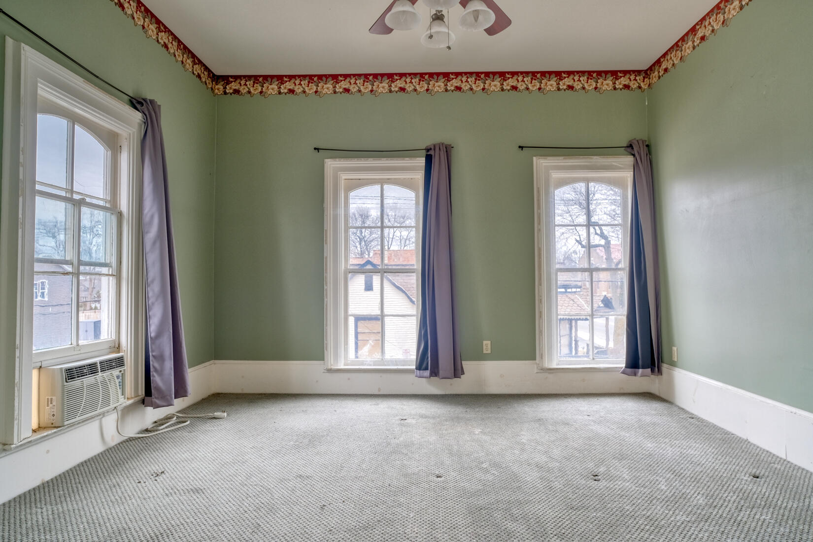 427 E Commercial Avenue, Lowell, IN 46356; Image #27
