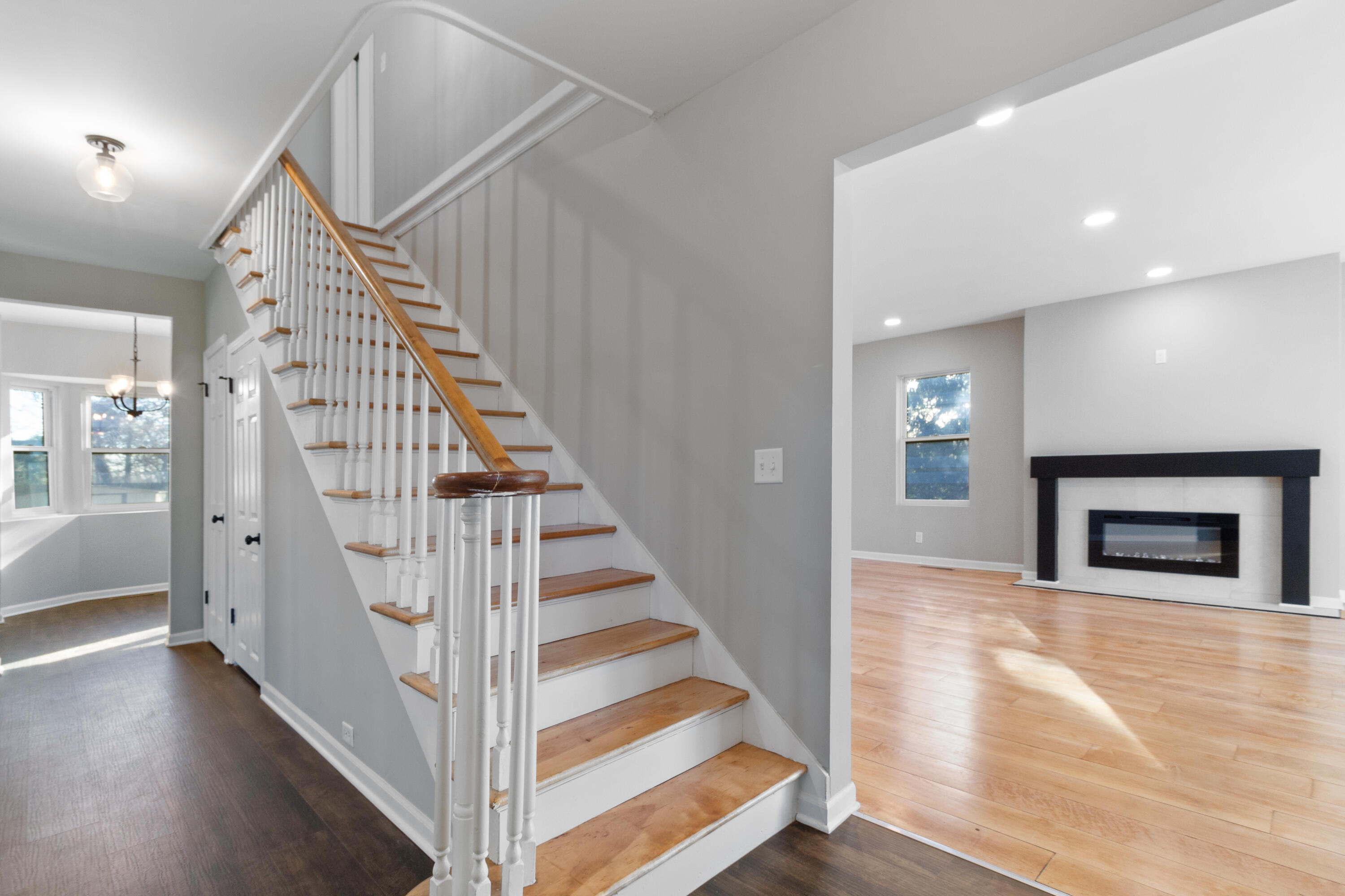 23 Sunset Trail, Ogden Dunes, IN 46368; Image #5