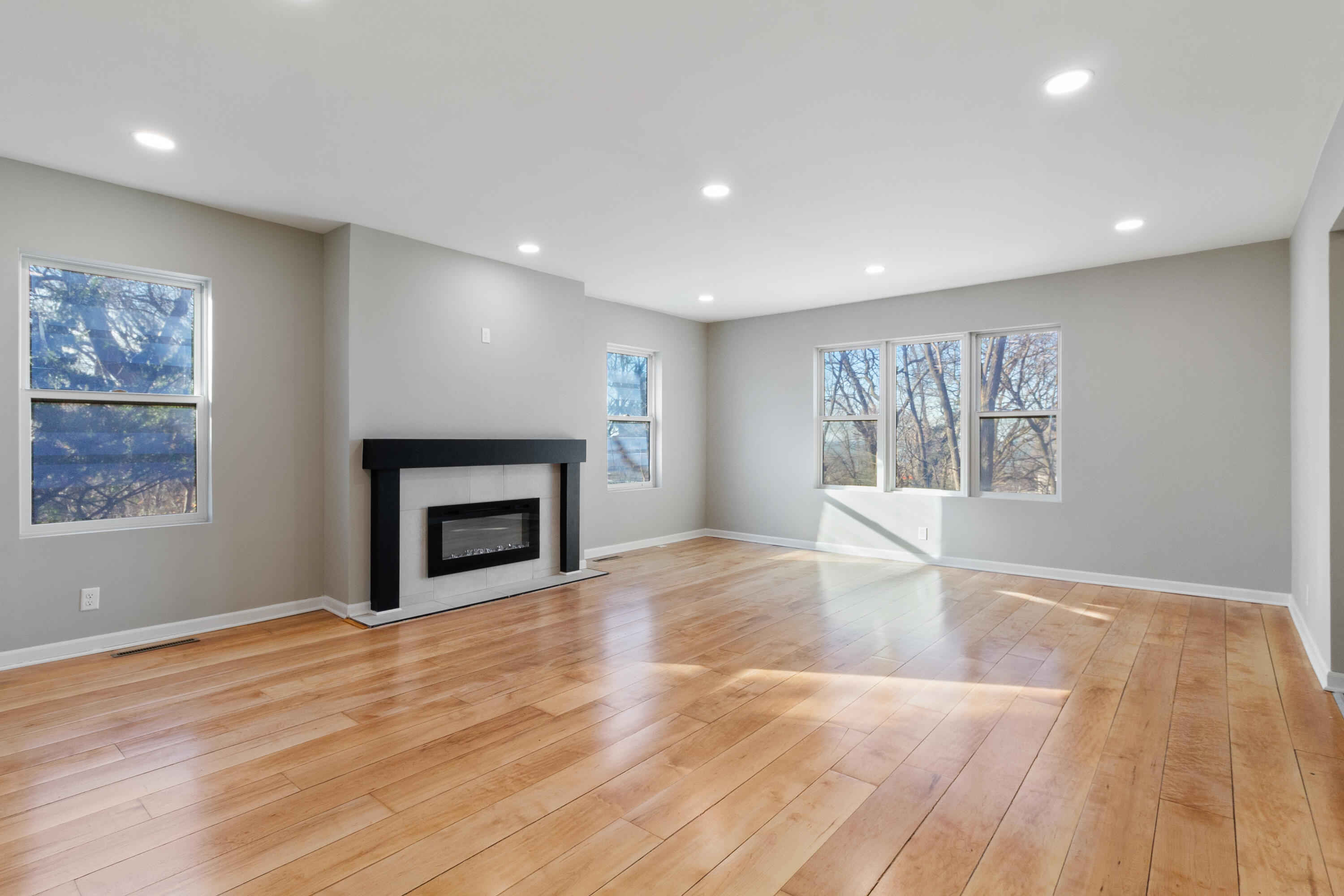 23 Sunset Trail, Ogden Dunes, IN 46368; Image #8
