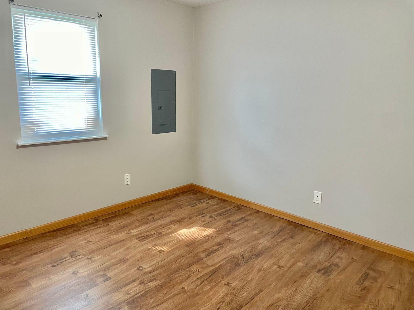 28 S St Rd 2, Valparaiso, IN 46385; Image #12