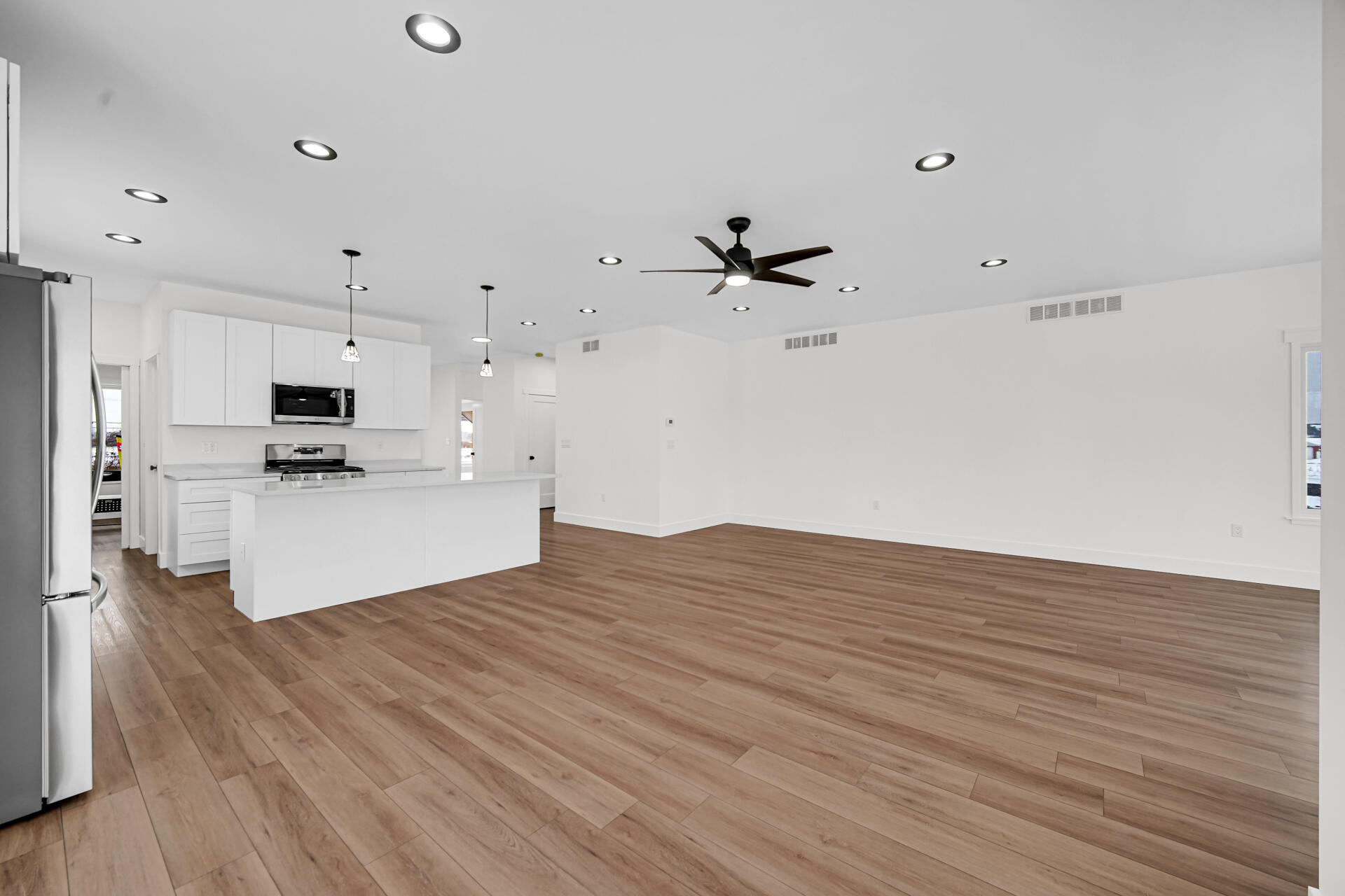 2231 Davis Avenue, Hammond, IN 46320; Image #17