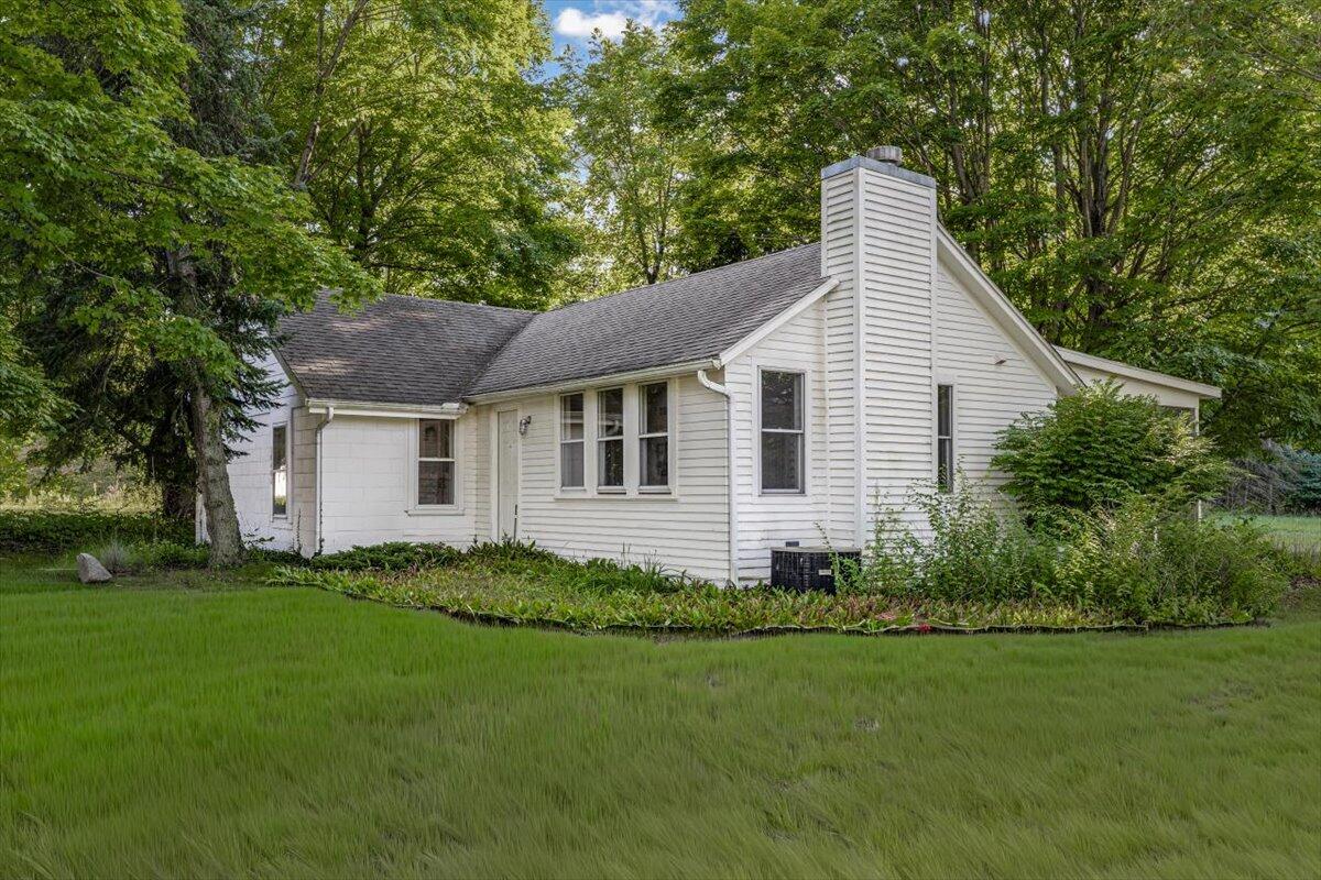 10406 N 300 E, La Porte, IN 46350; Image #2