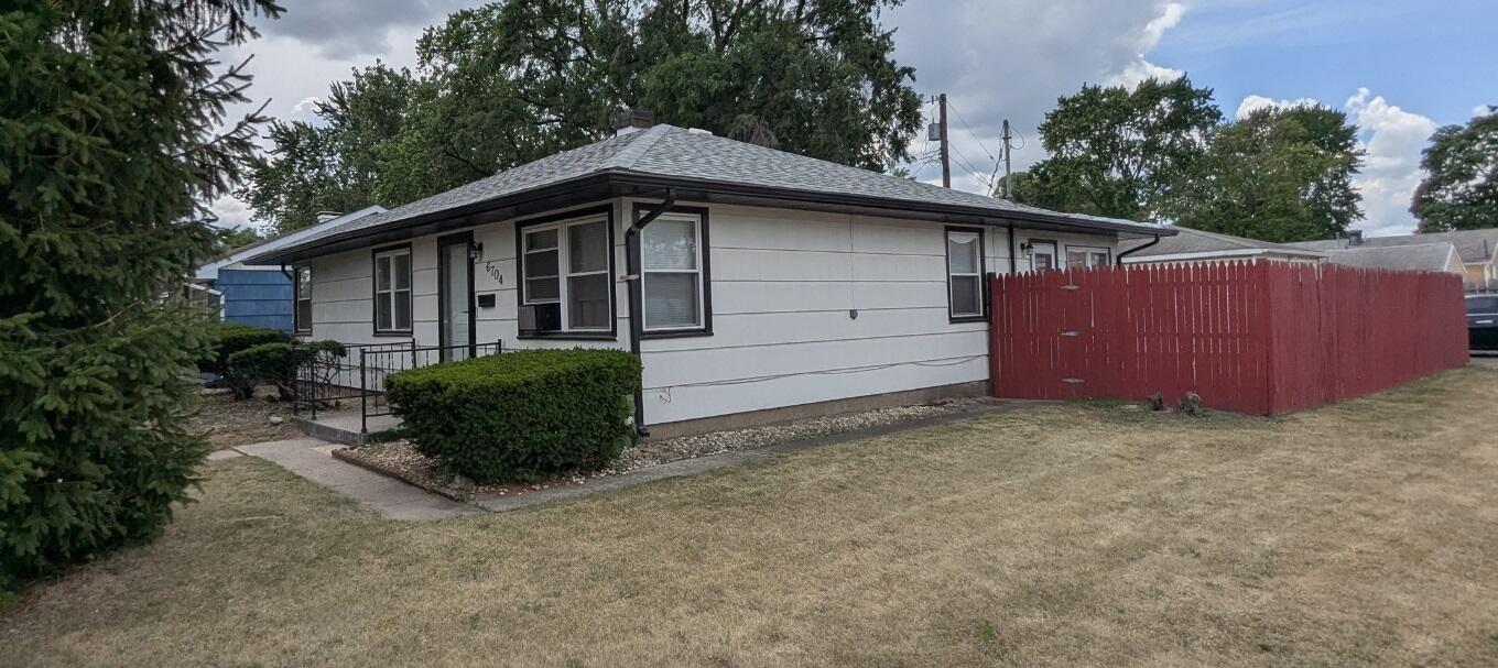 6704 Leland Avenue, Hammond, IN 46323; Image #3