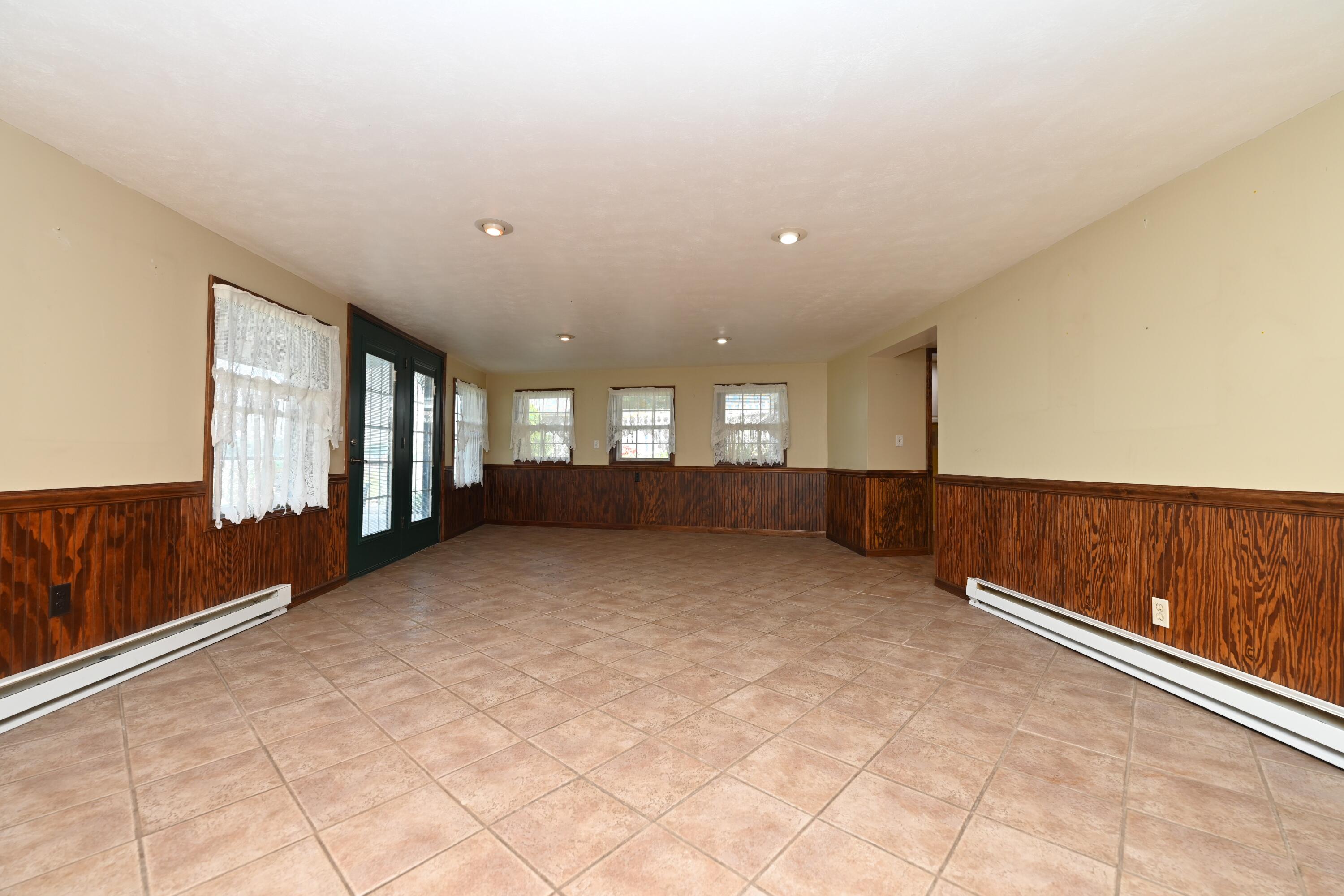 1199 N Main Street, Kewanna, IN 46939; Image #18