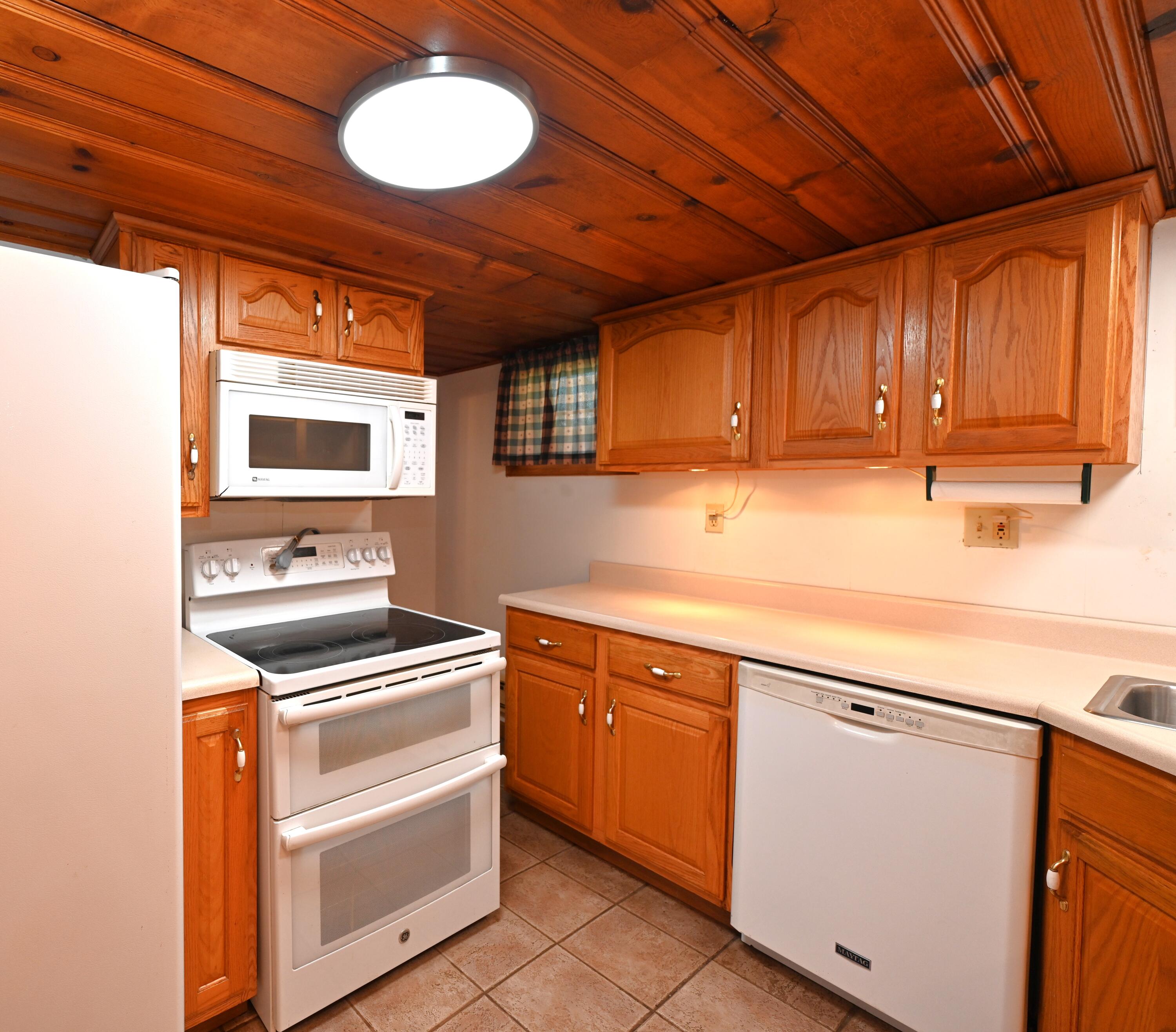 1199 N Main Street, Kewanna, IN 46939; Image #24
