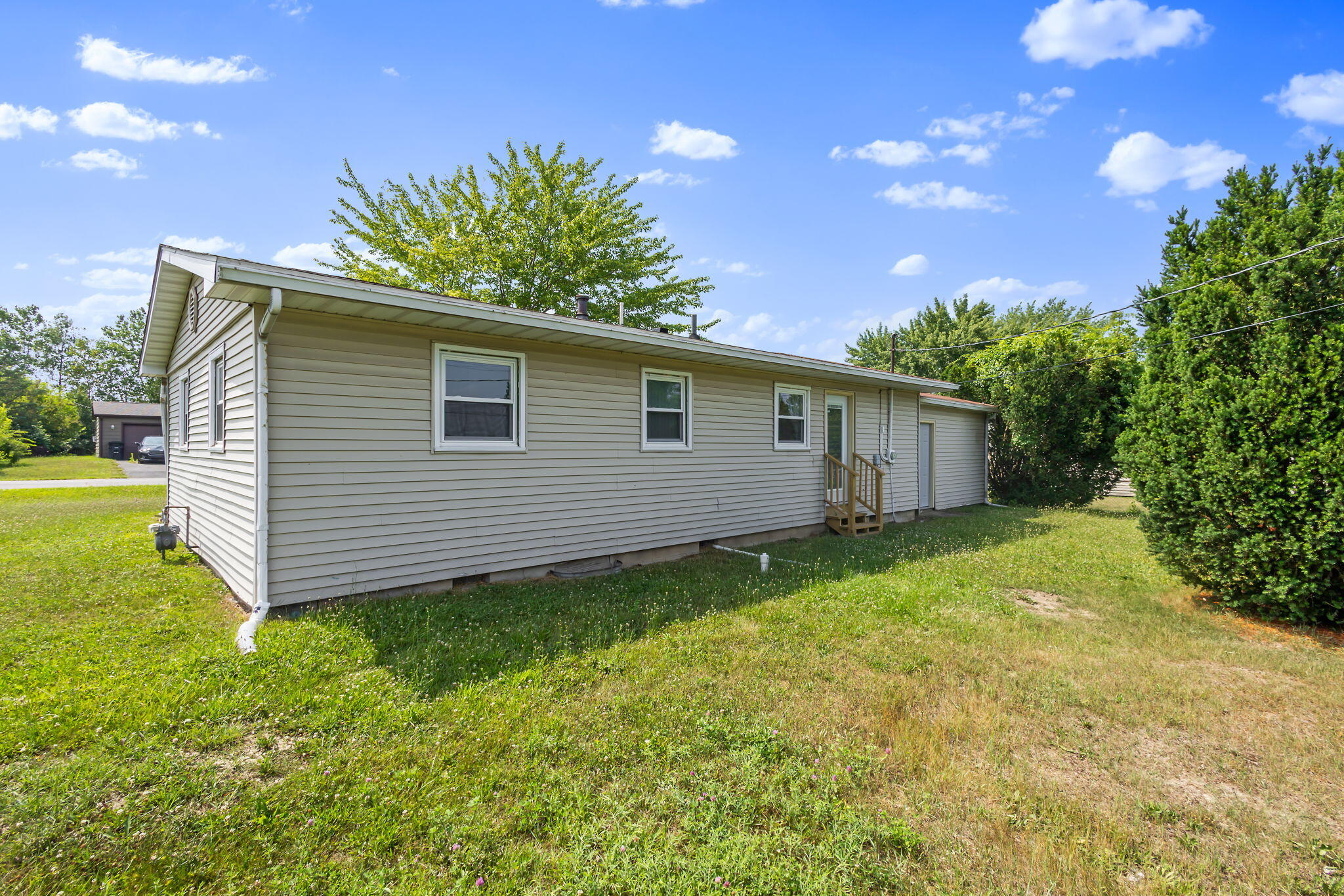 4851 N Clover Lane, Michigan City, IN 46360; Image #14