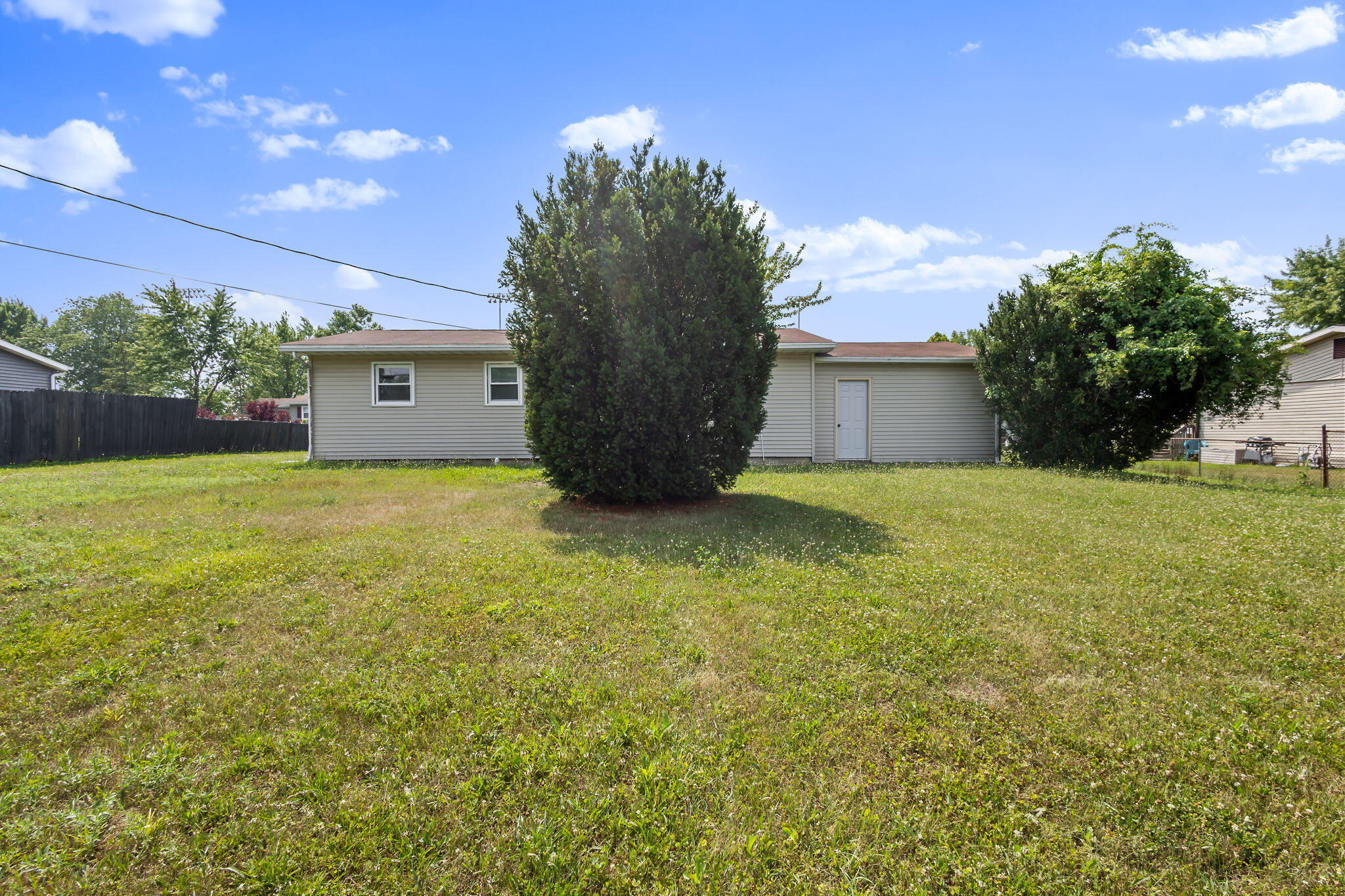 4851 N Clover Lane, Michigan City, IN 46360; Image #16