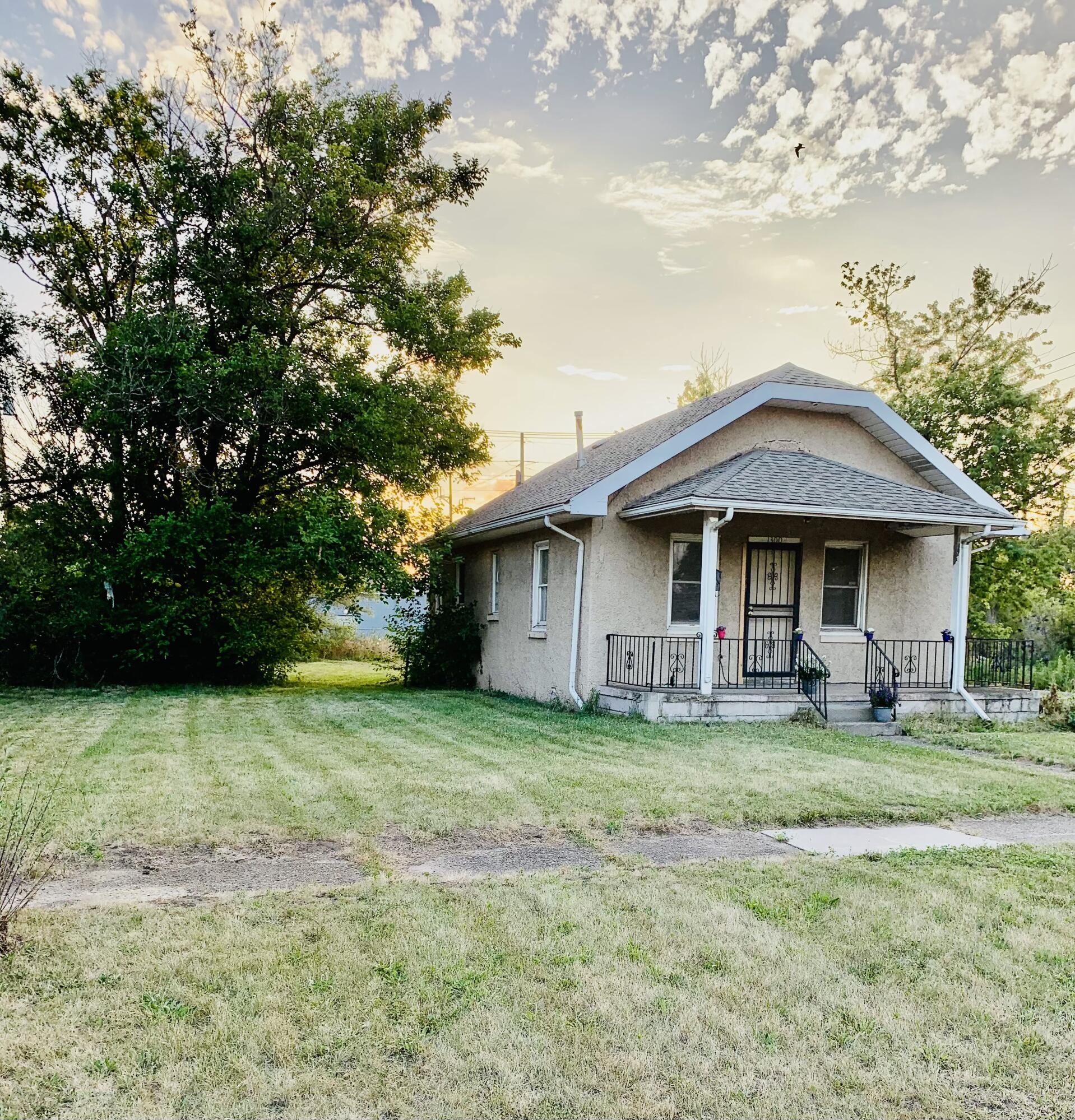 1300 Carolina Street, Gary, IN 46407; Image #4