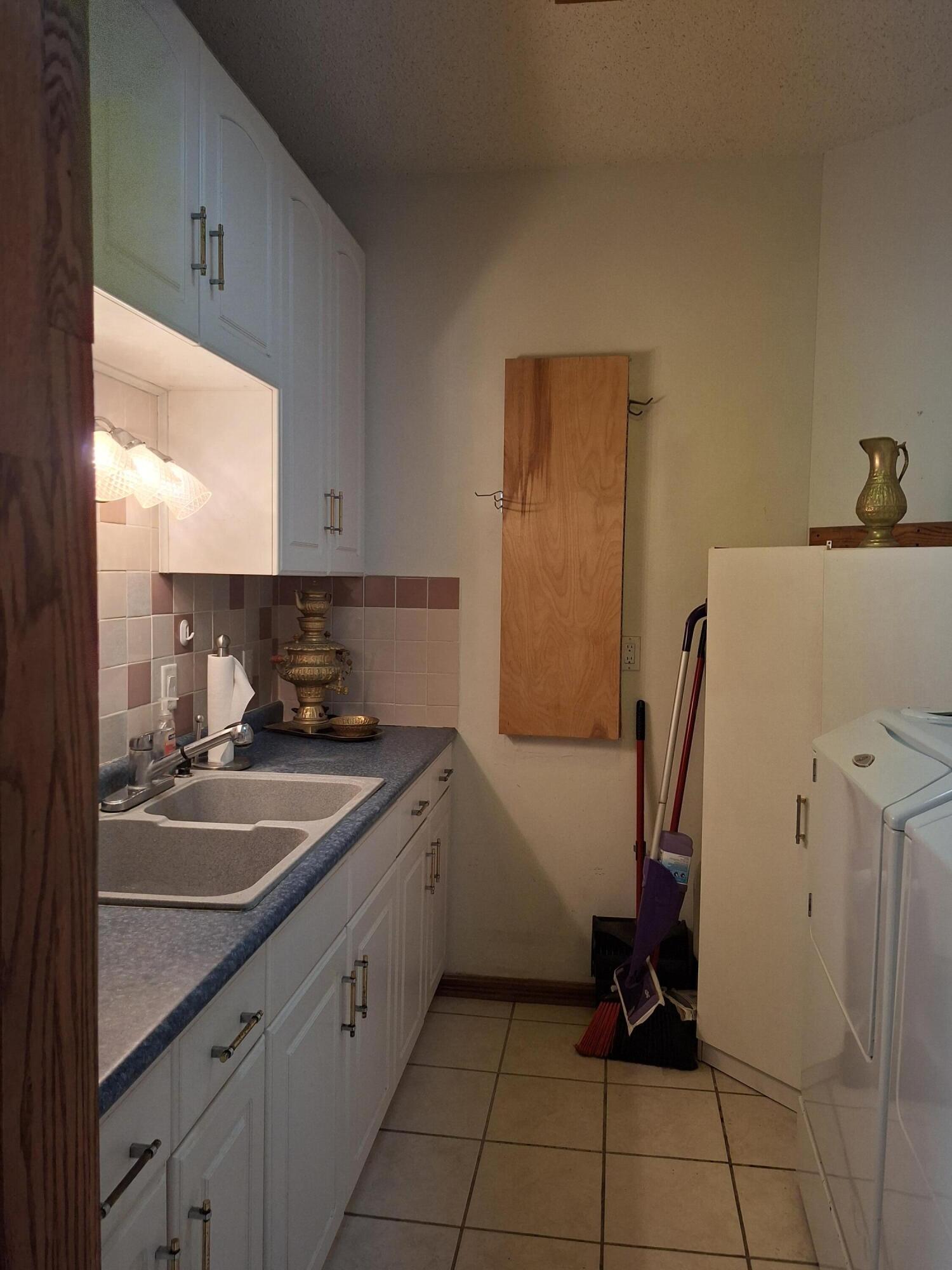643 N 50 W, Valparaiso, IN 46385; Image #27