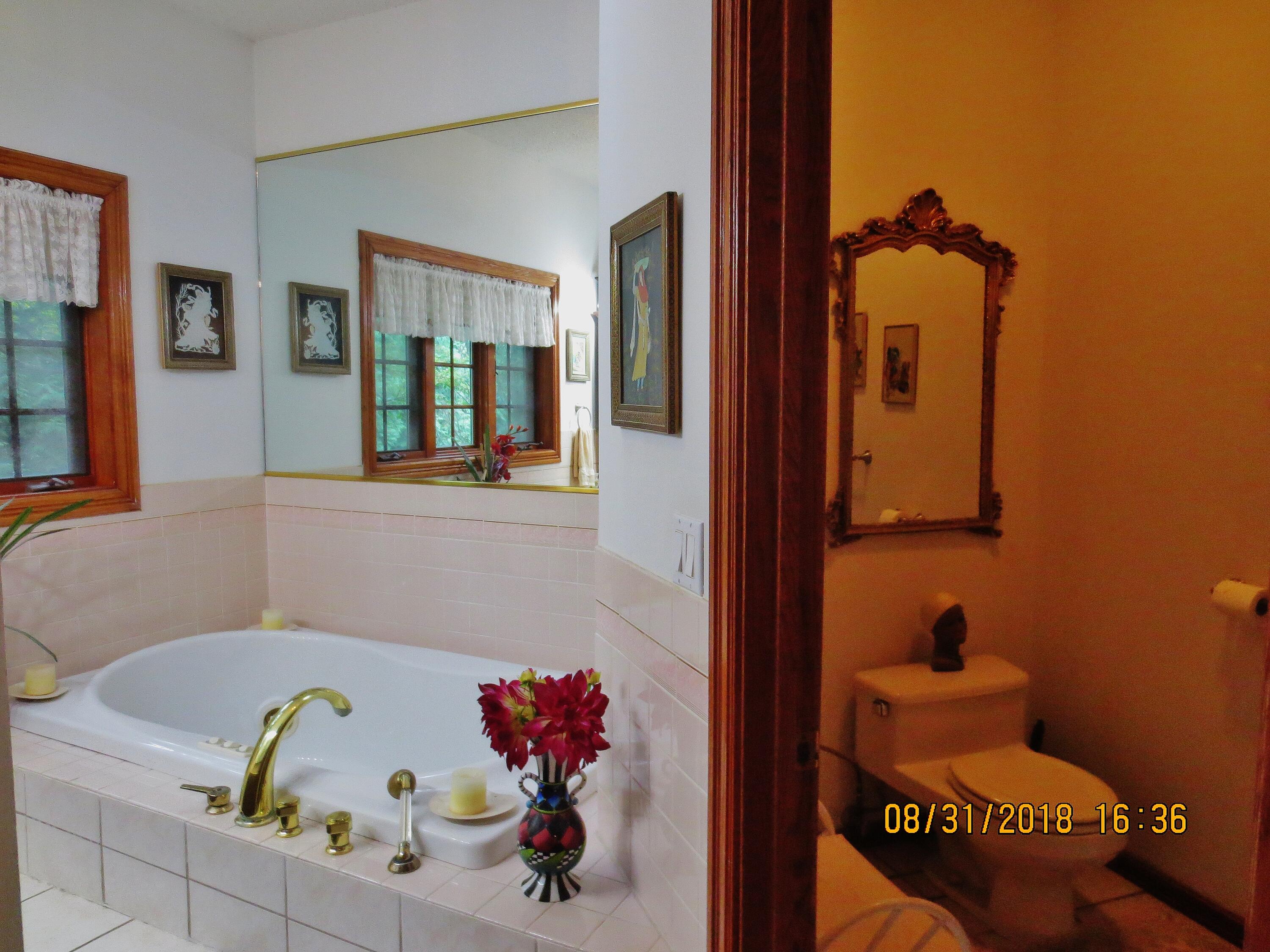 643 N 50 W, Valparaiso, IN 46385; Image #47