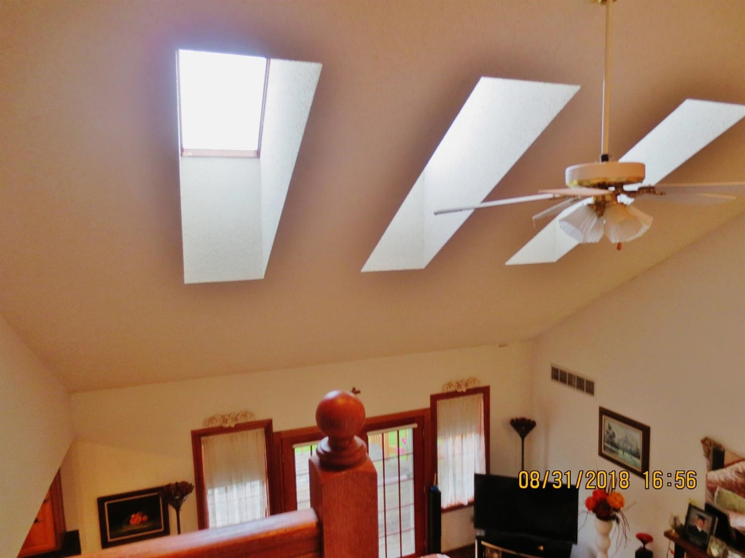 643 N 50 W, Valparaiso, IN 46385; Image #49