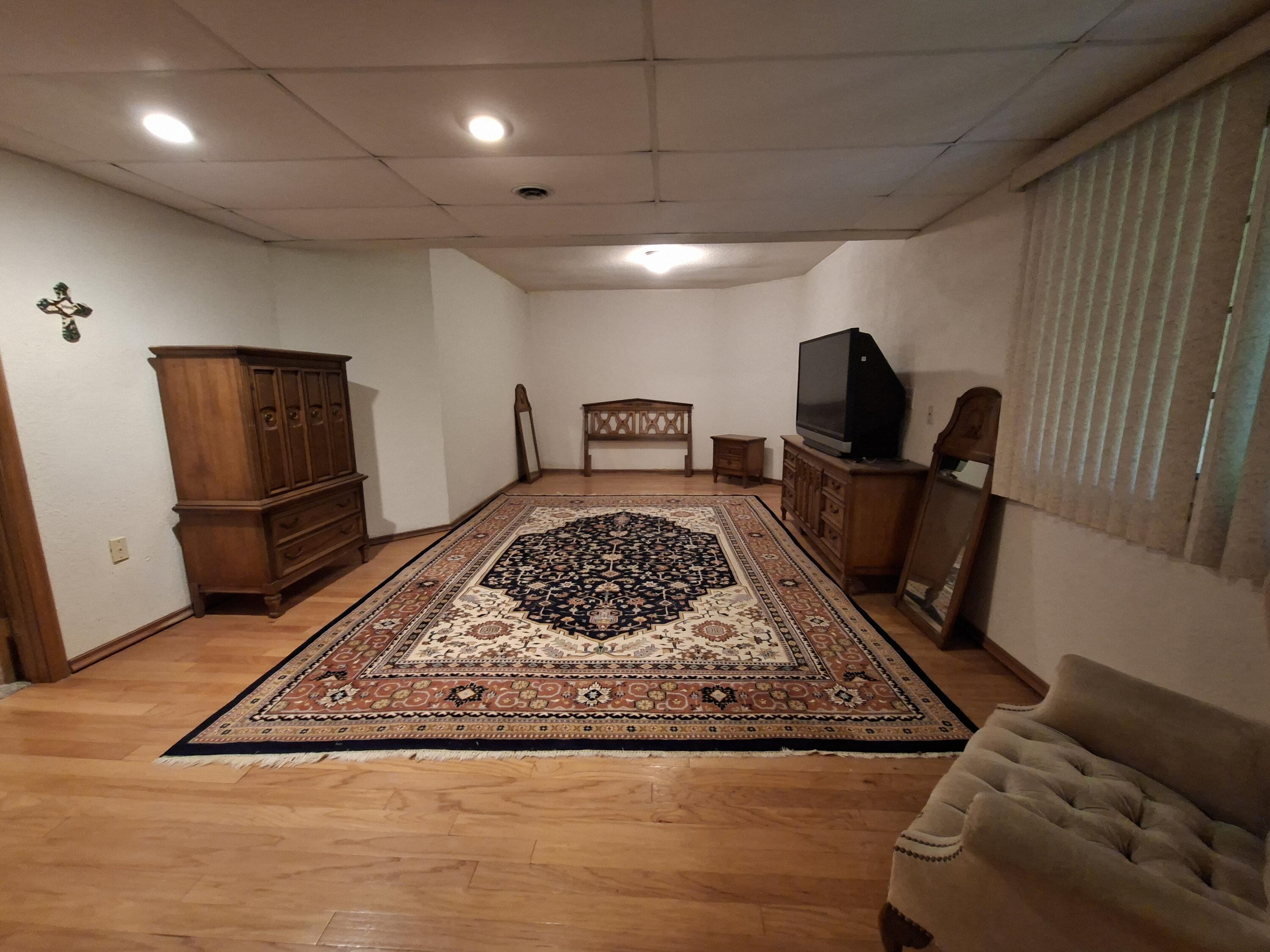 643 N 50 W, Valparaiso, IN 46385; Image #80