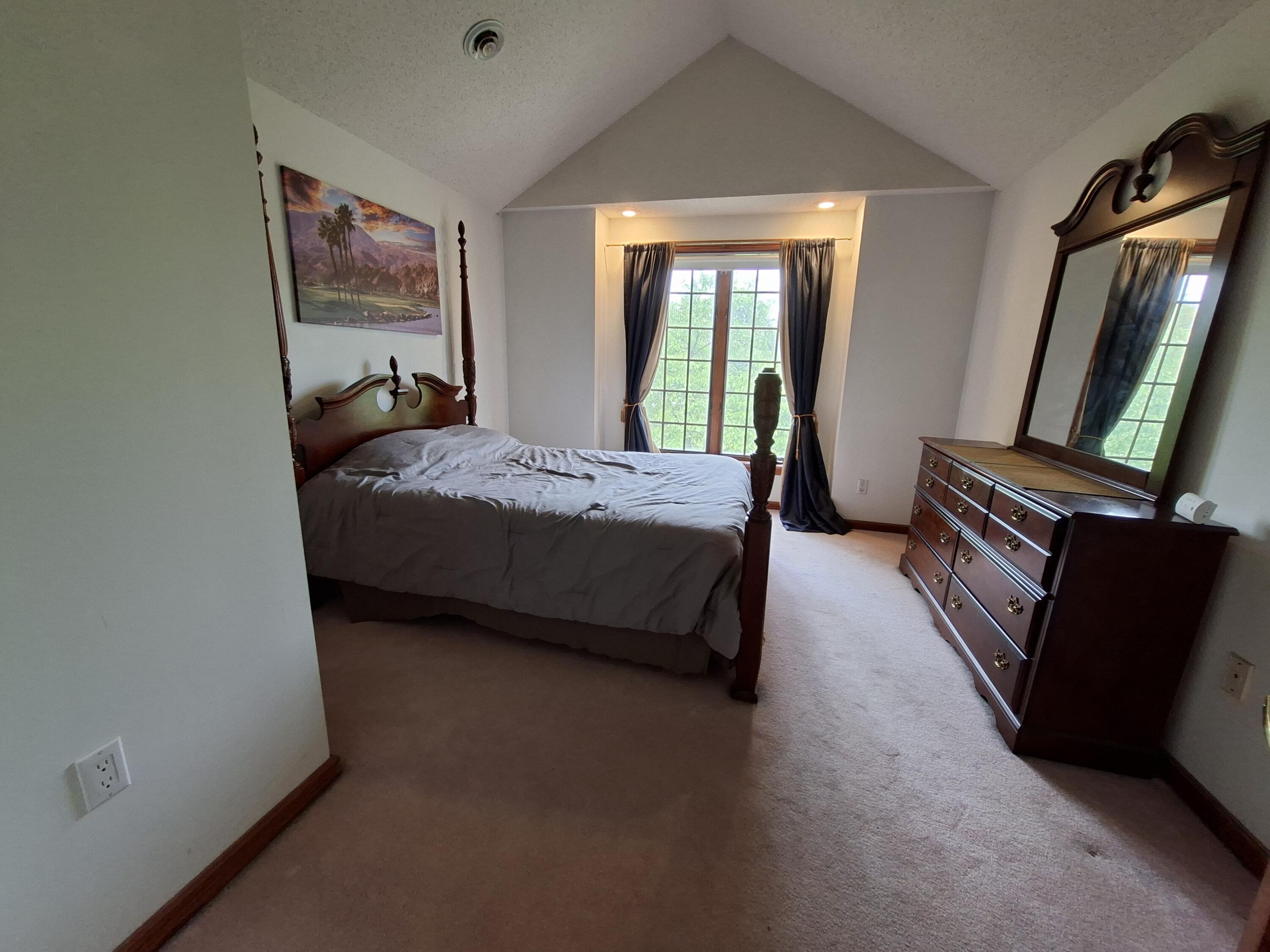 643 N 50 W, Valparaiso, IN 46385; Image #92