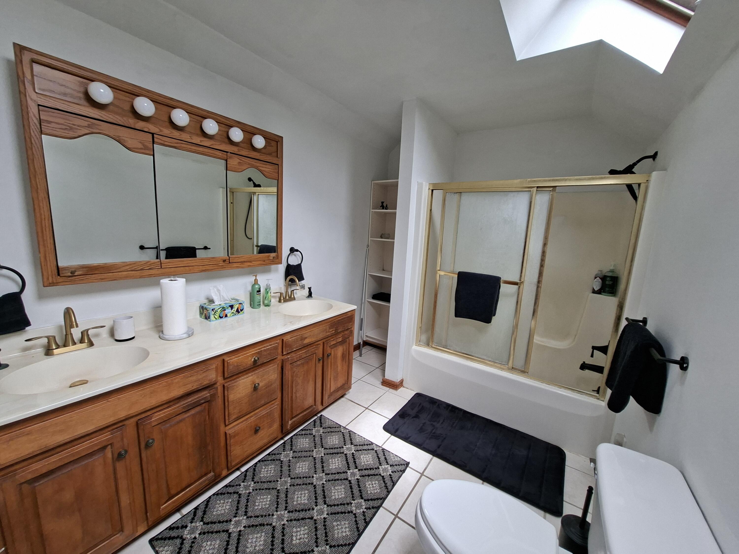 643 N 50 W, Valparaiso, IN 46385; Image #94