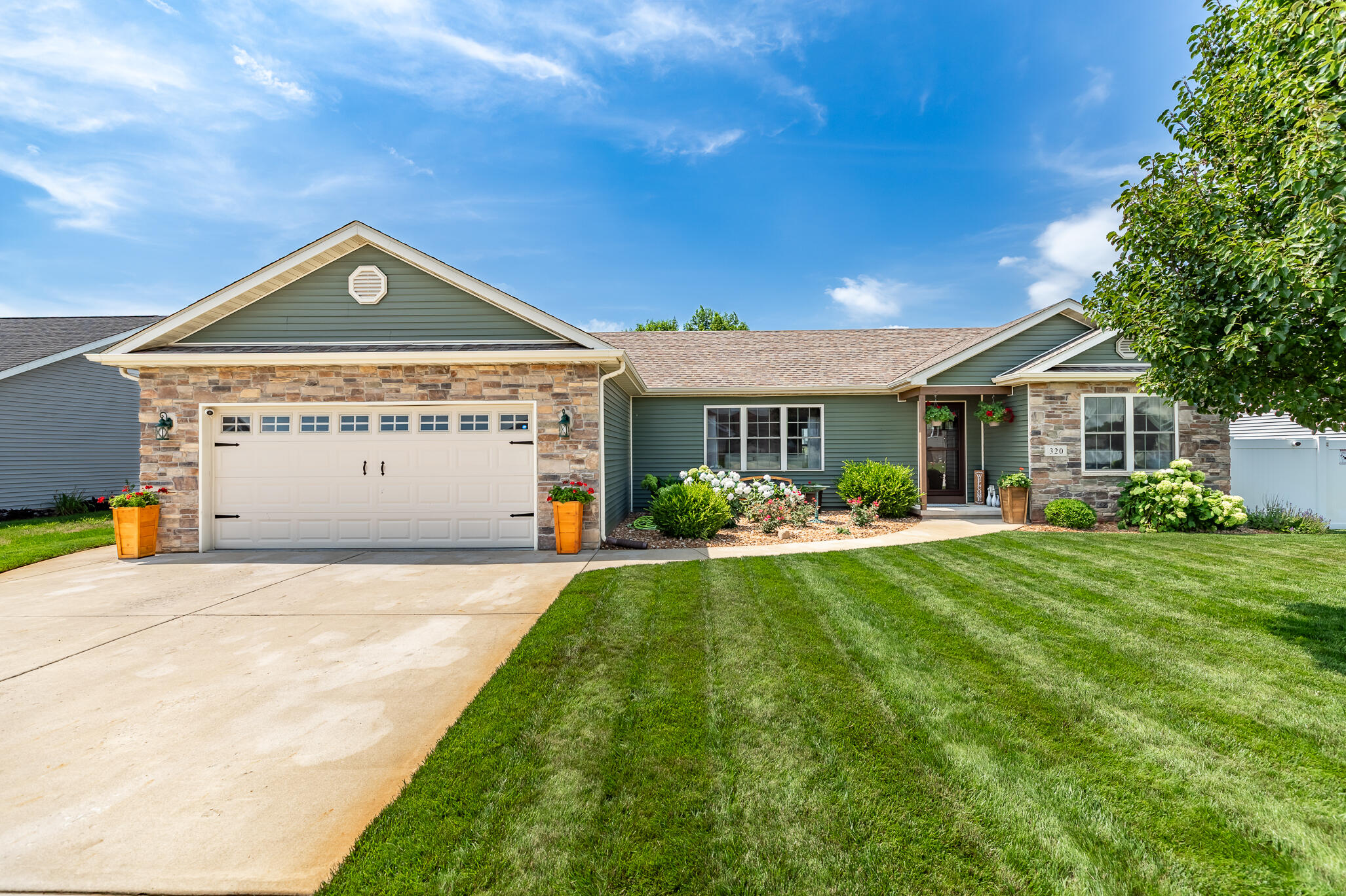320 Juniper Street NW, DeMotte, IN 46310; Image #2