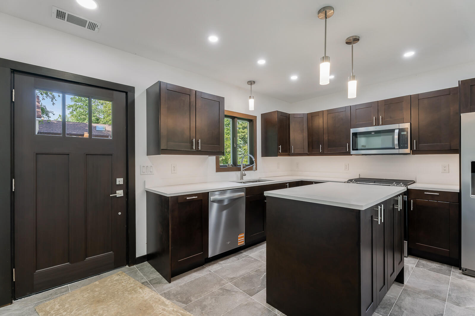 7014 N Bungalow Drive, New Carlisle, IN 46552; Image #16