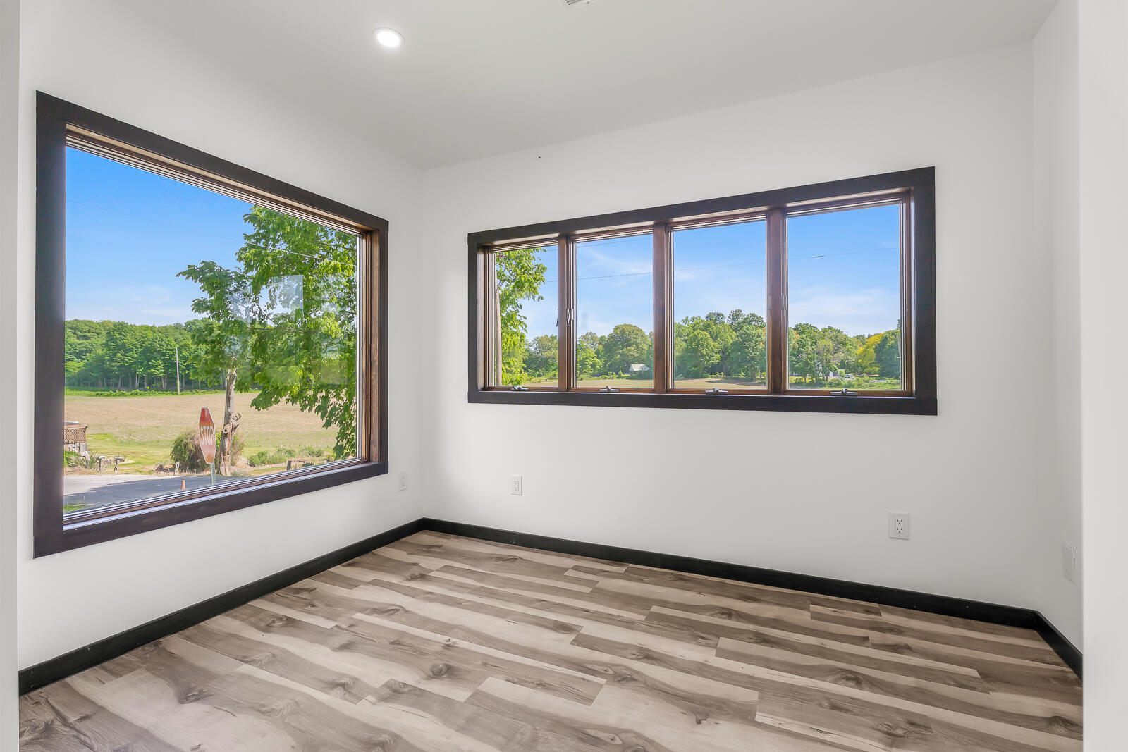 7014 N Bungalow Drive, New Carlisle, IN 46552; Image #29