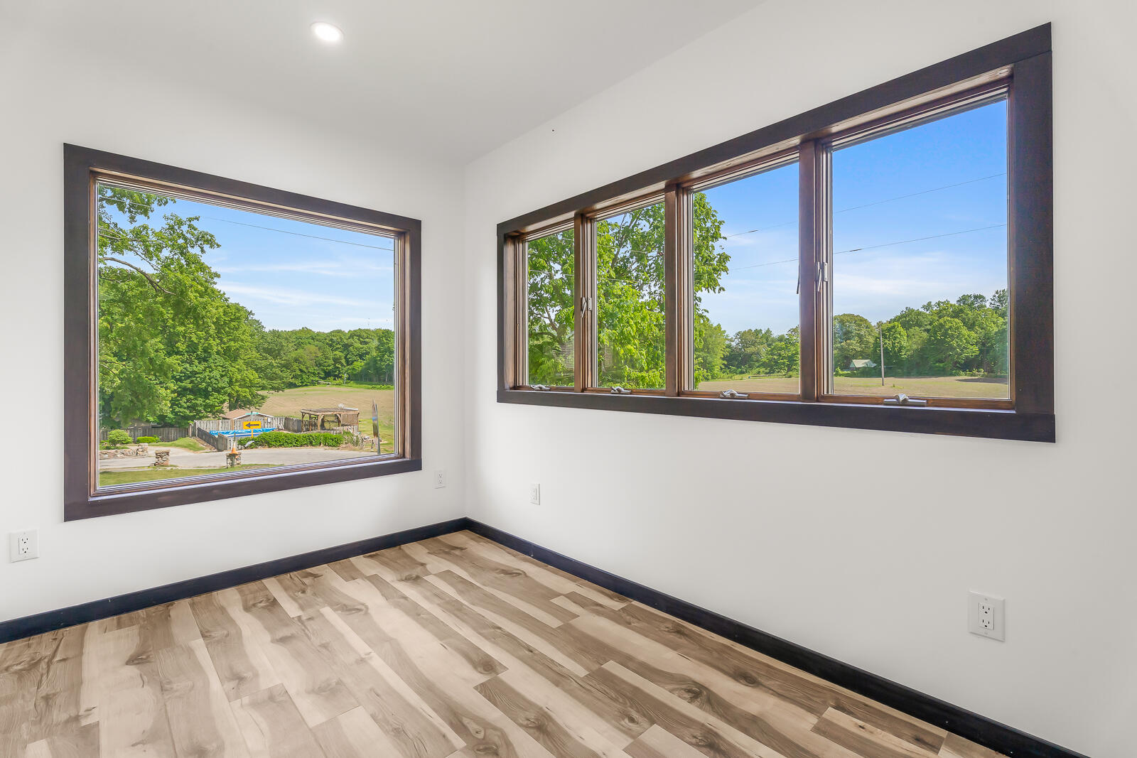 7014 N Bungalow Drive, New Carlisle, IN 46552; Image #32