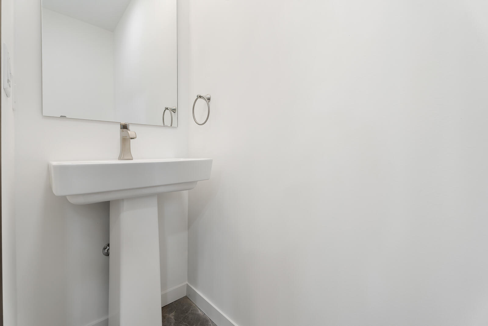 7014 N Bungalow Drive, New Carlisle, IN 46552; Image #41