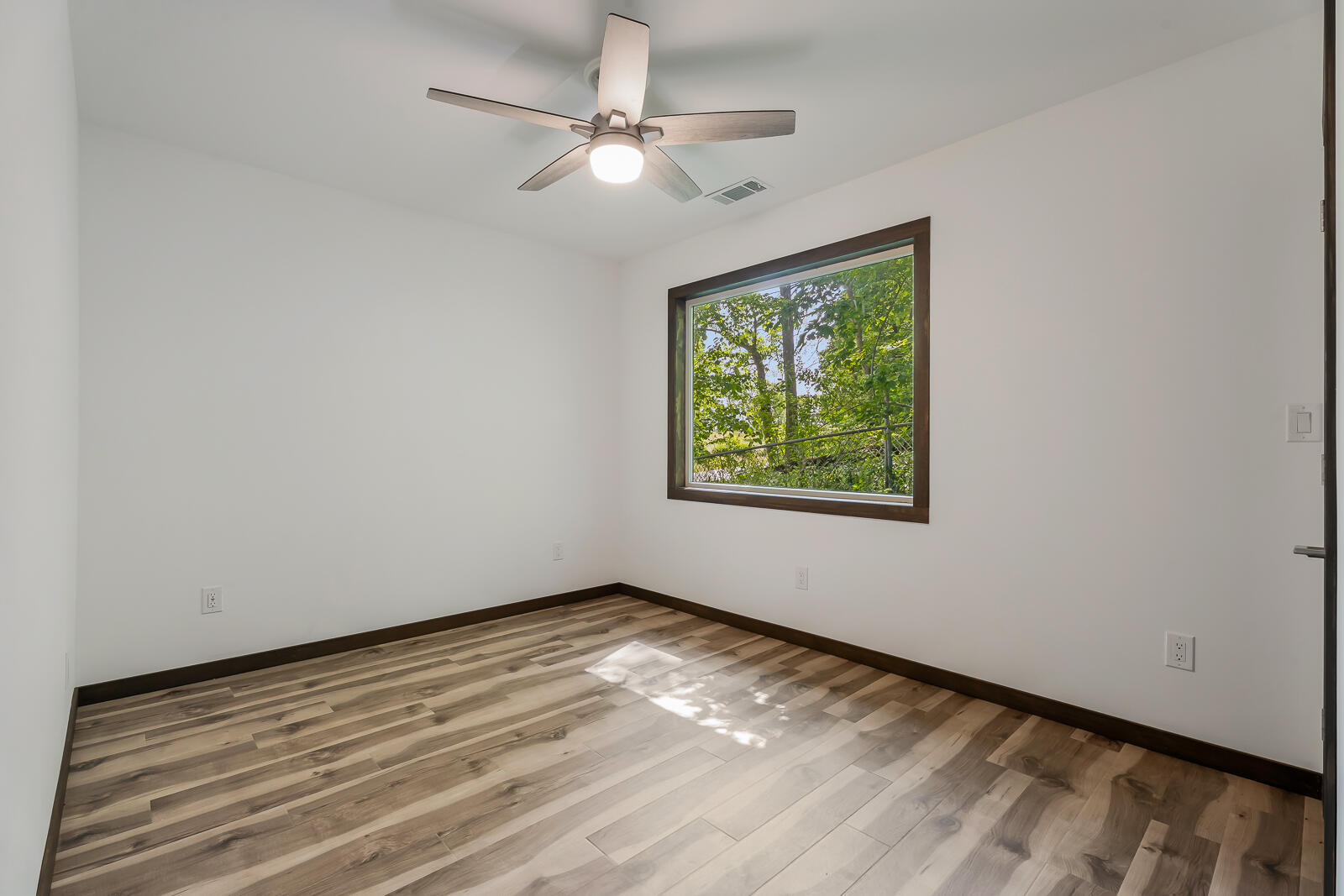 7014 N Bungalow Drive, New Carlisle, IN 46552; Image #42