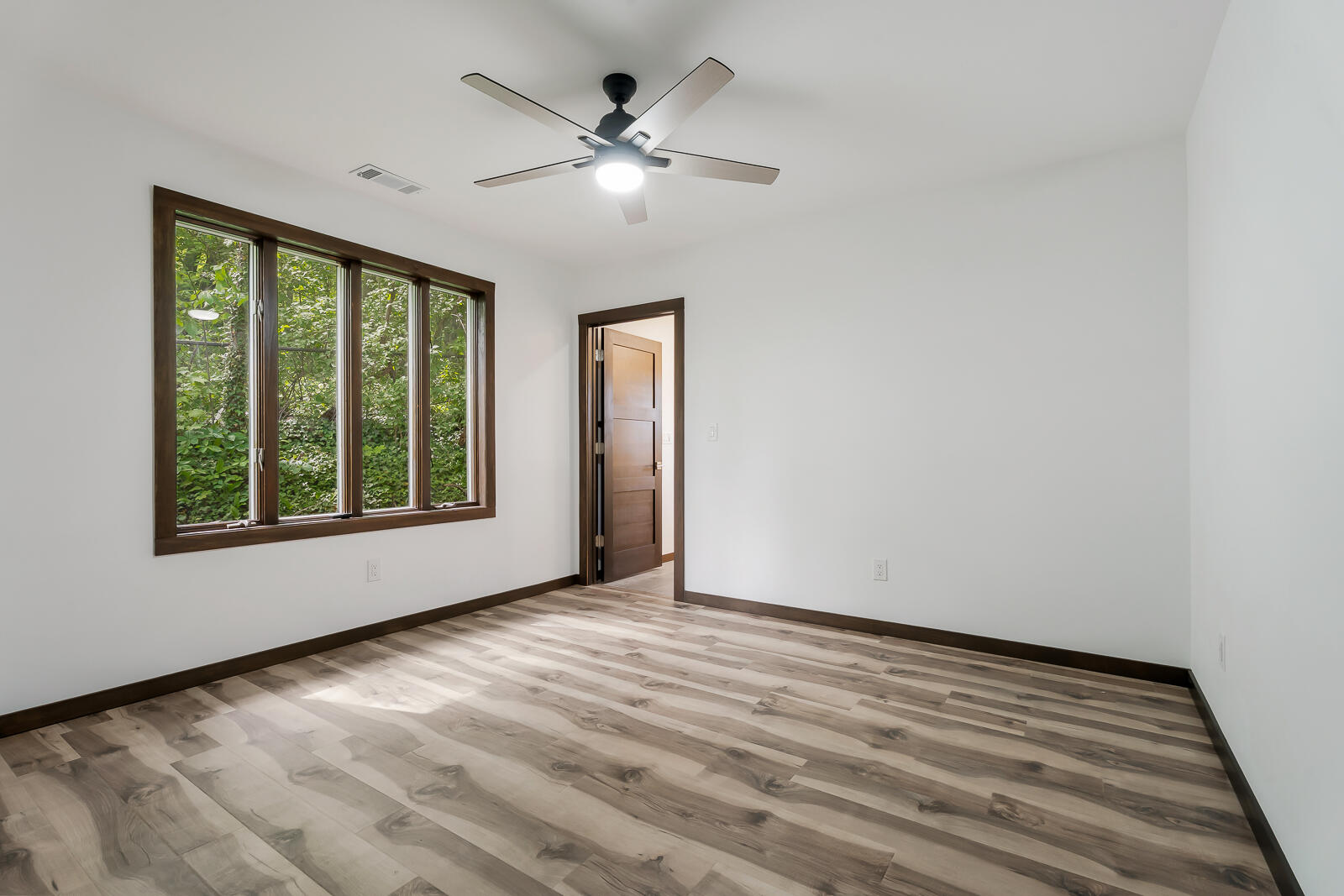 7014 N Bungalow Drive, New Carlisle, IN 46552; Image #44