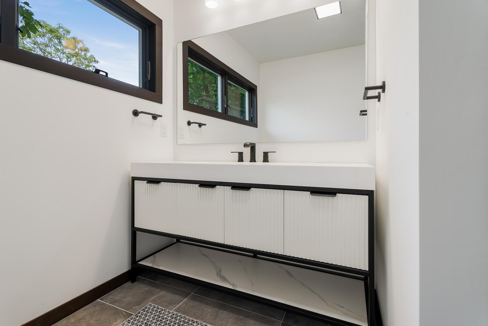 7014 N Bungalow Drive, New Carlisle, IN 46552; Image #51