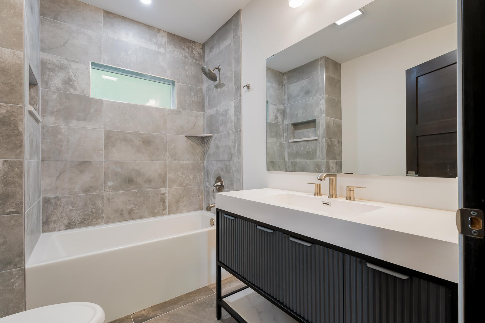 7014 N Bungalow Drive, New Carlisle, IN 46552; Image #54