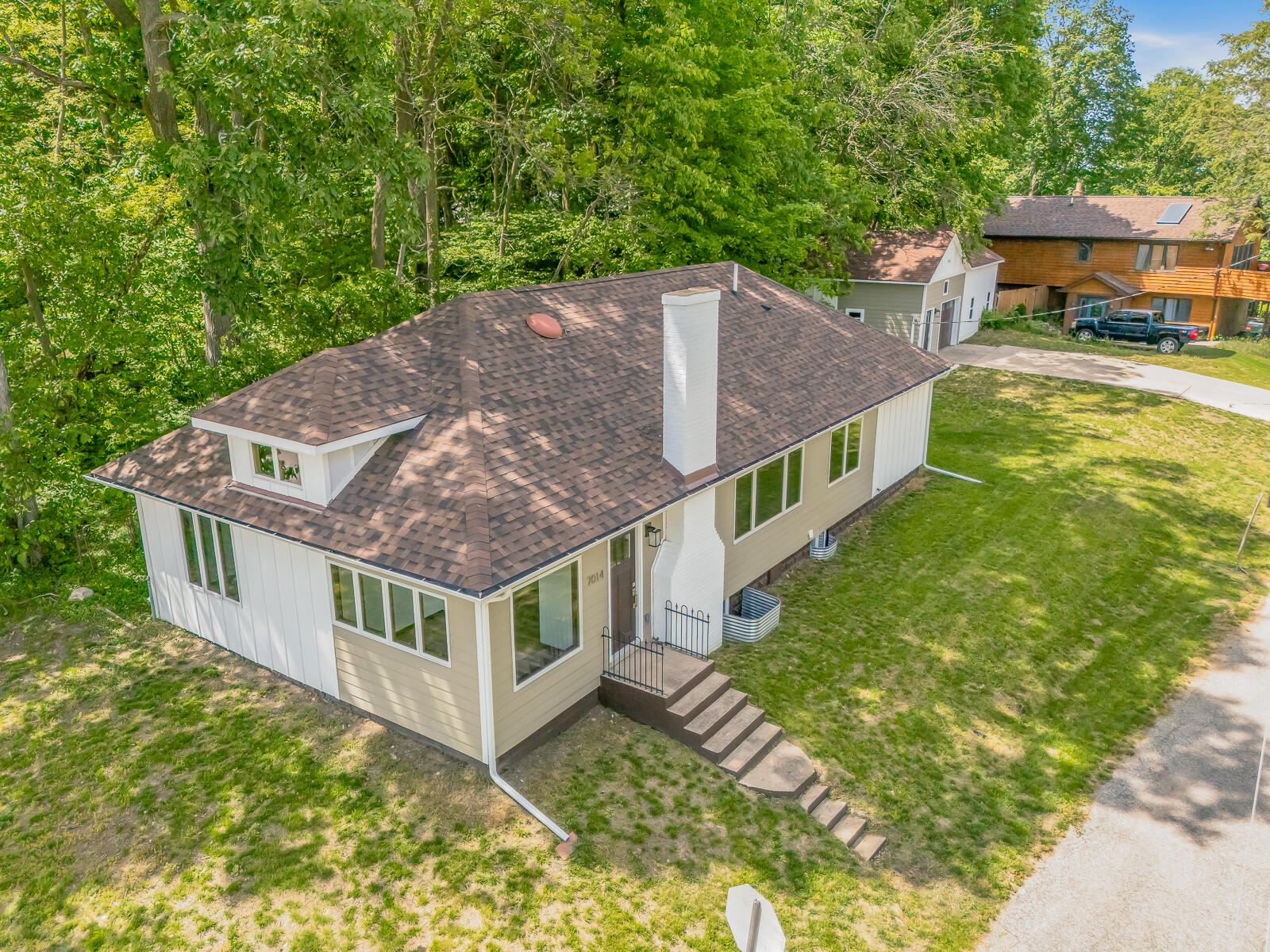 7014 N Bungalow Drive, New Carlisle, IN 46552; Image #6