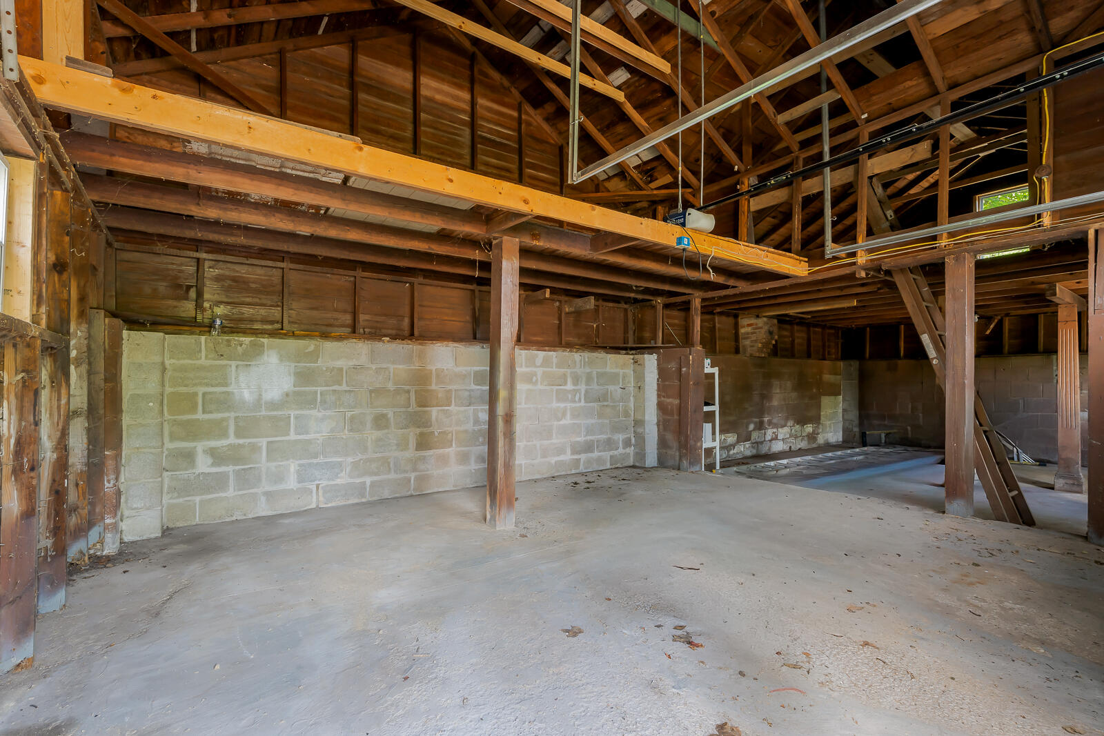 7014 N Bungalow Drive, New Carlisle, IN 46552; Image #68