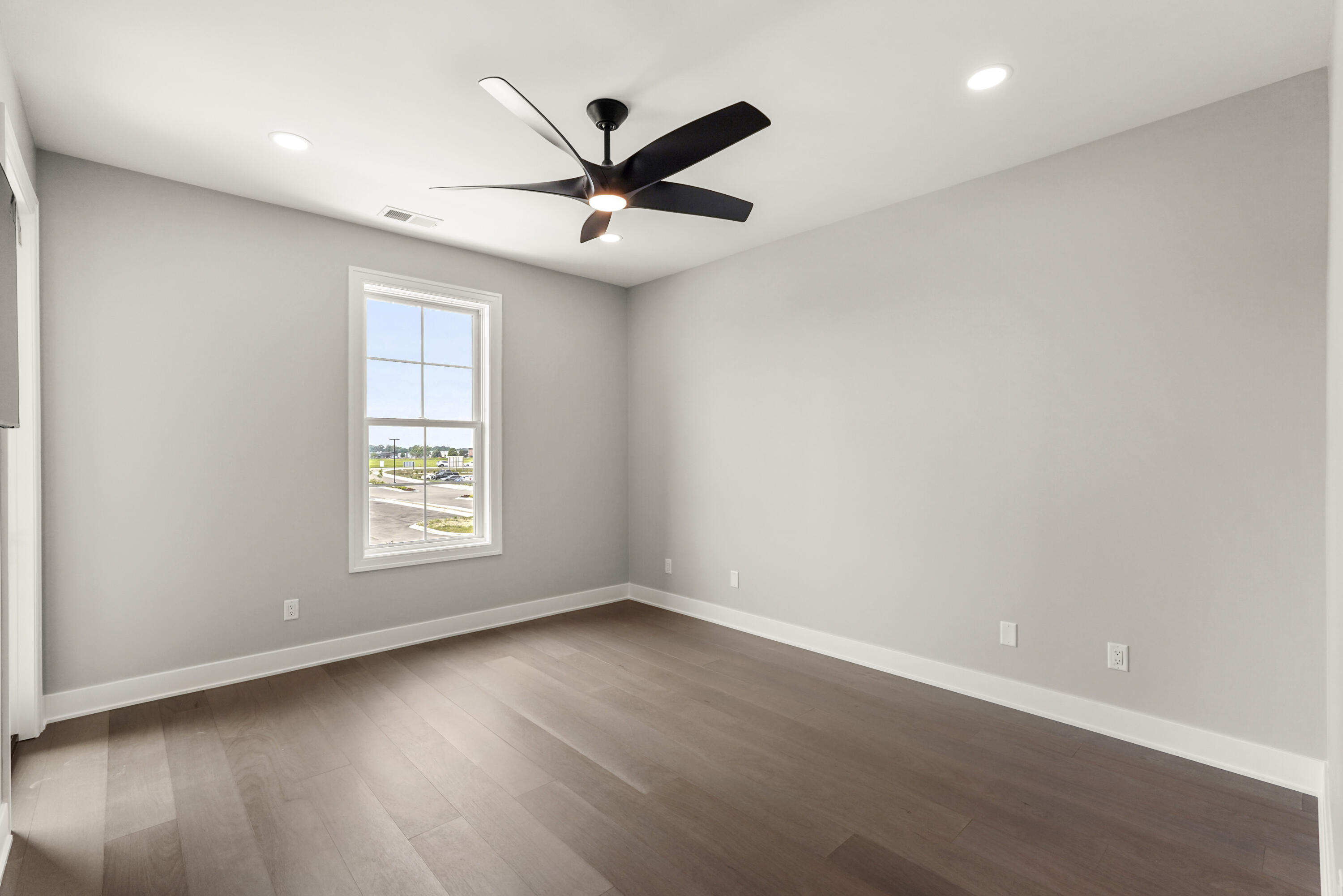 10261 Calumet Avenue, Dyer, IN #205, 46311; Image #17