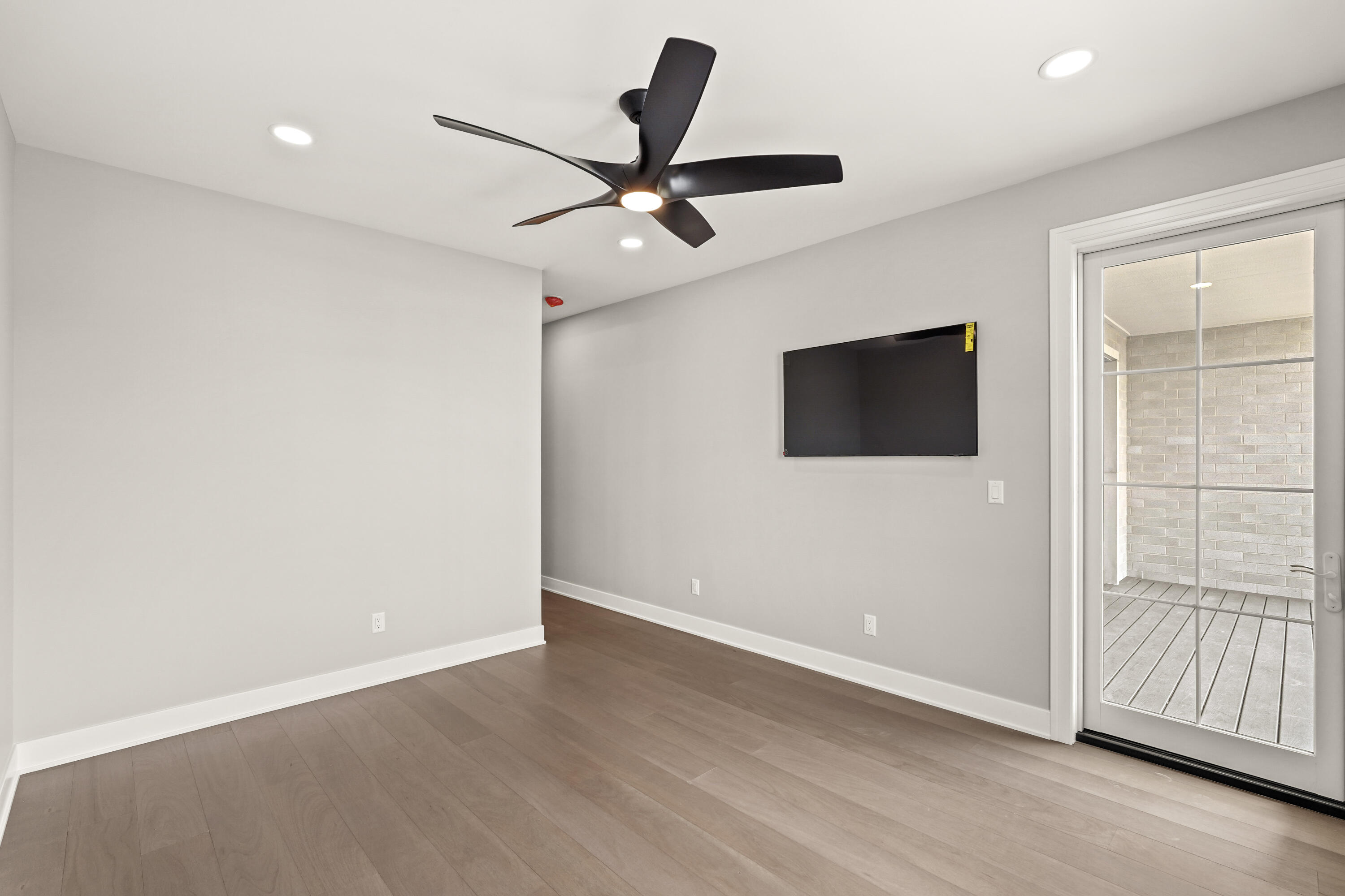 10261 Calumet Avenue, Dyer, IN #205, 46311; Image #18